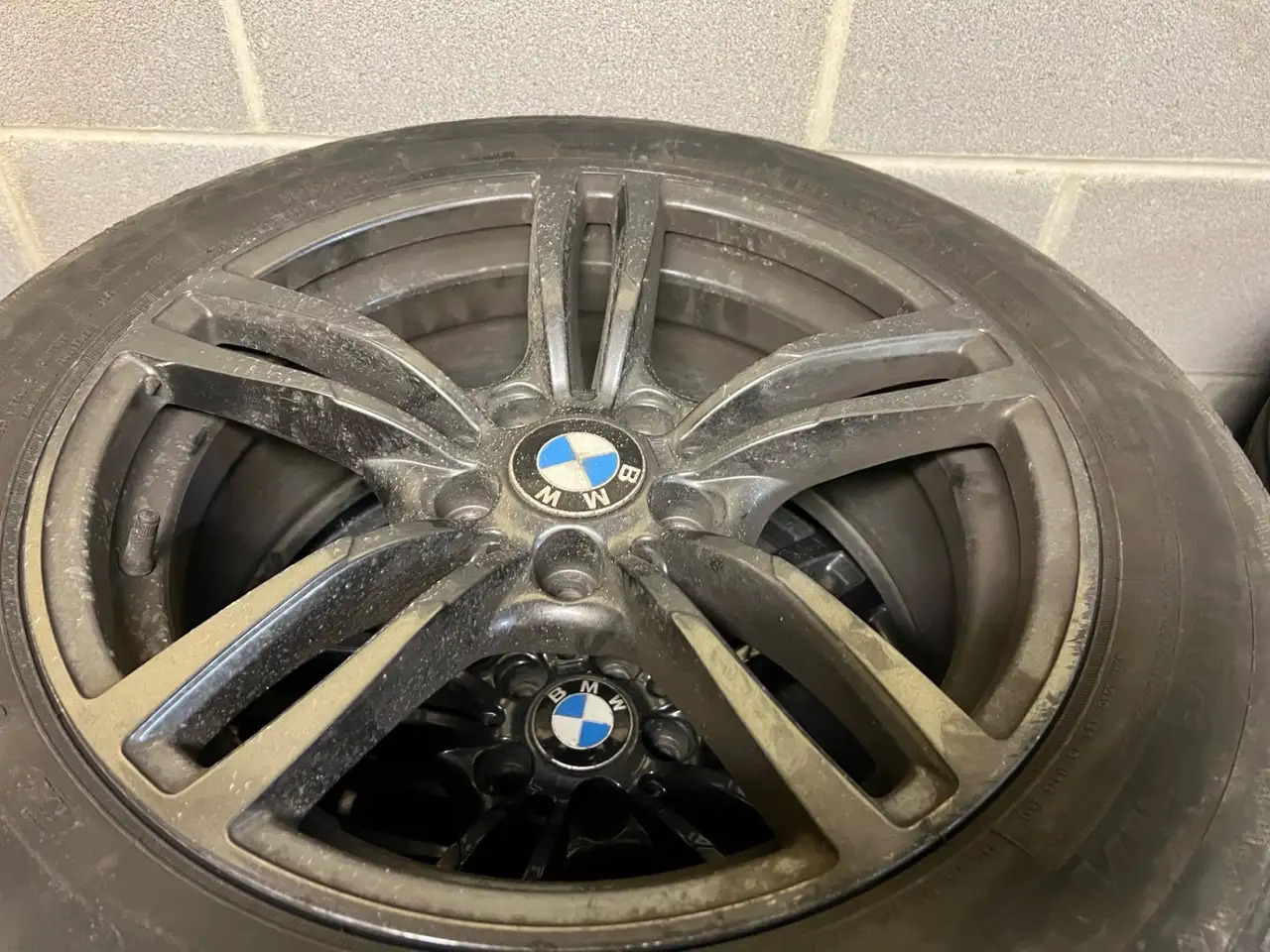 BMW X1 снимка BMW X1