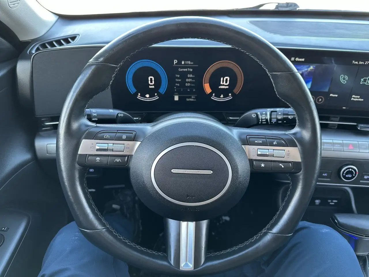 Hyundai KONA снимка Hyundai KONA