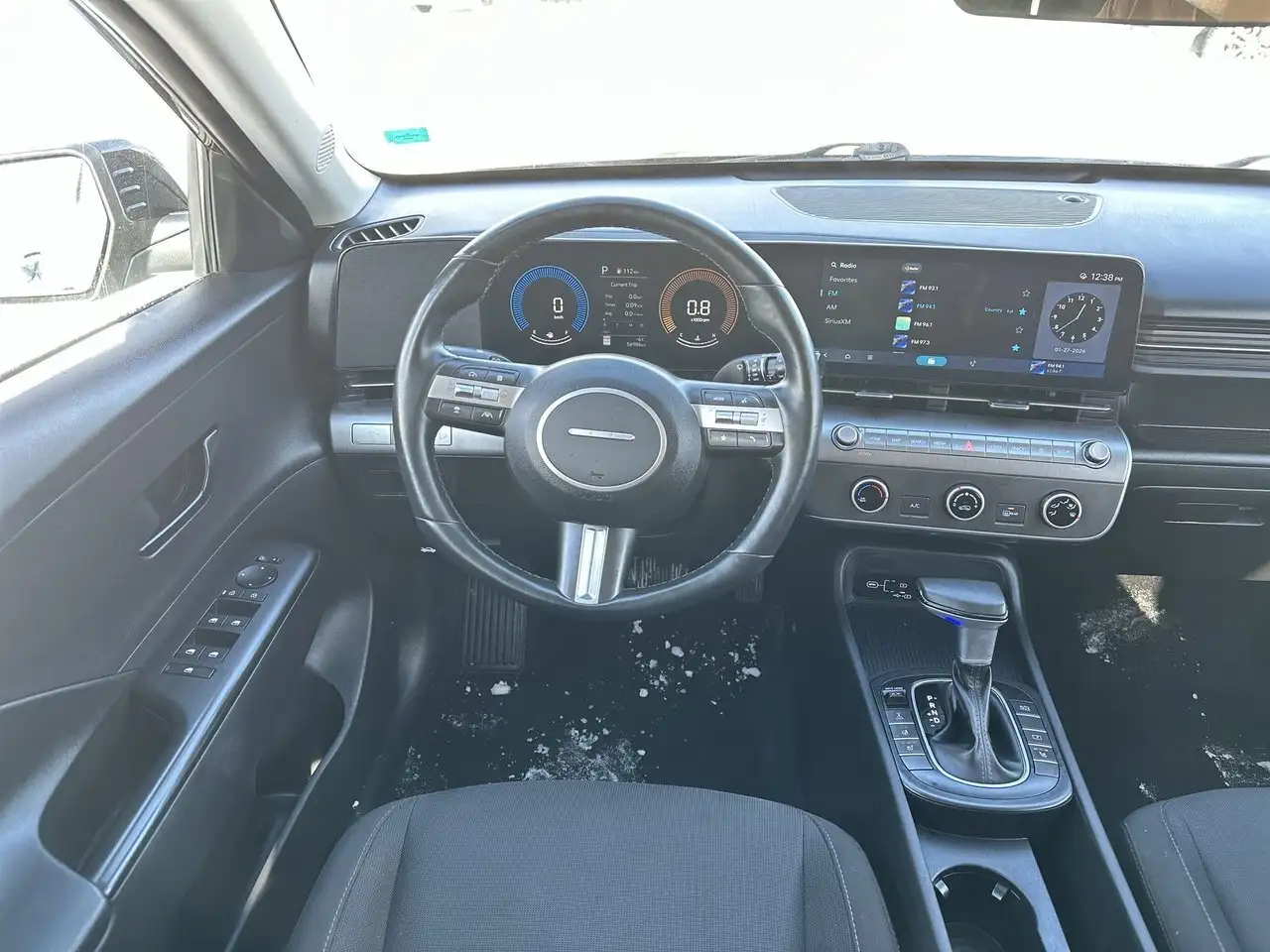 Hyundai KONA снимка Hyundai KONA