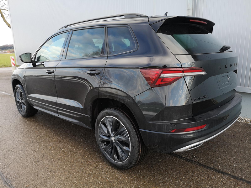 Skoda Karoq 1.5TSI DSG Sportline AHK Matrix ACC Navi — photo 2