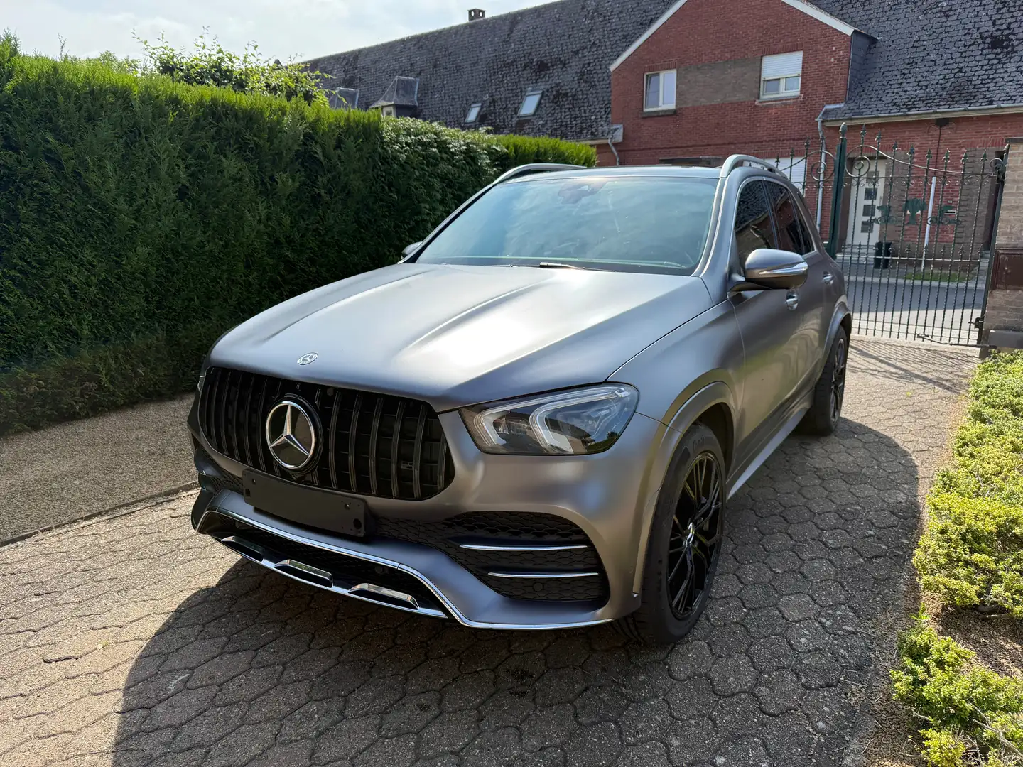 Mercedes-Benz GLE 350 GLE-Coupe 350 de 4Matic 9G-TRONIC AMG Line Zilver - 1