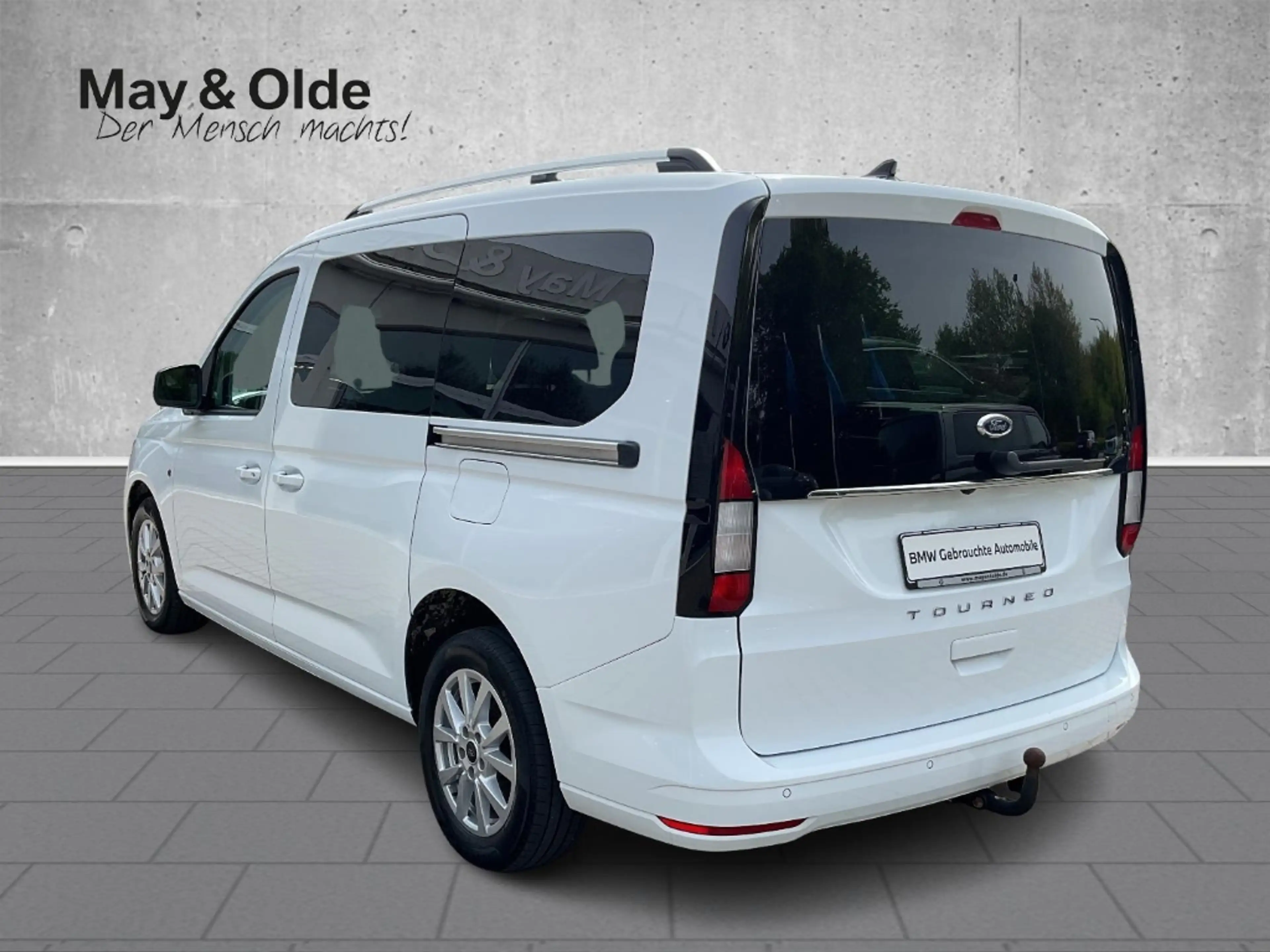 Ford Grand Tourneo 2.0 Aut Titanium AHK Navi DAB SHZ RFK — photo 5