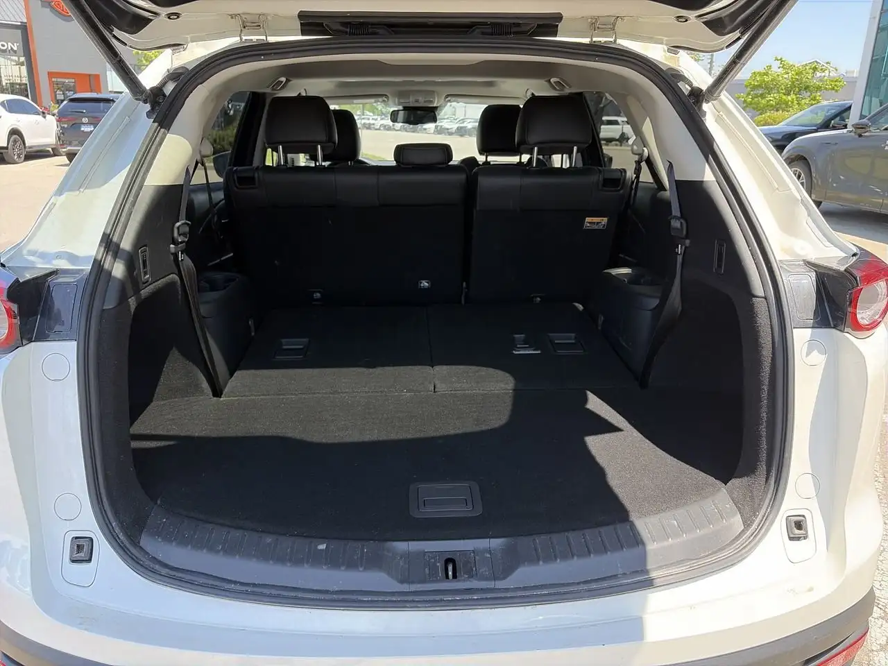 Mazda CX-9 снимка Mazda CX-9
