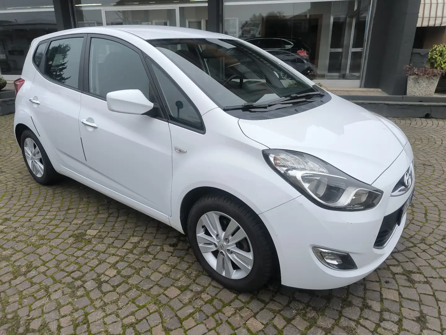 Hyundai iX20 1.4 Comfort *OK NEOPATENTATI* Weiß - 2