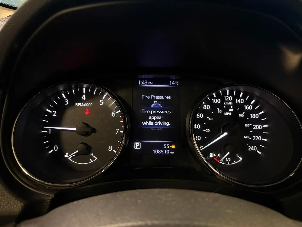 Nissan Qashqai снимка Nissan Qashqai
