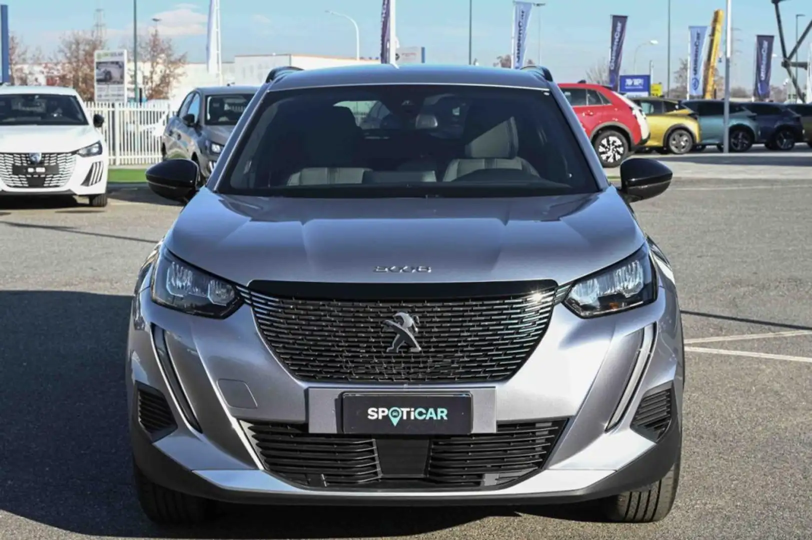 Peugeot 2008 PureTech 100 S&S Allure Gris - 2