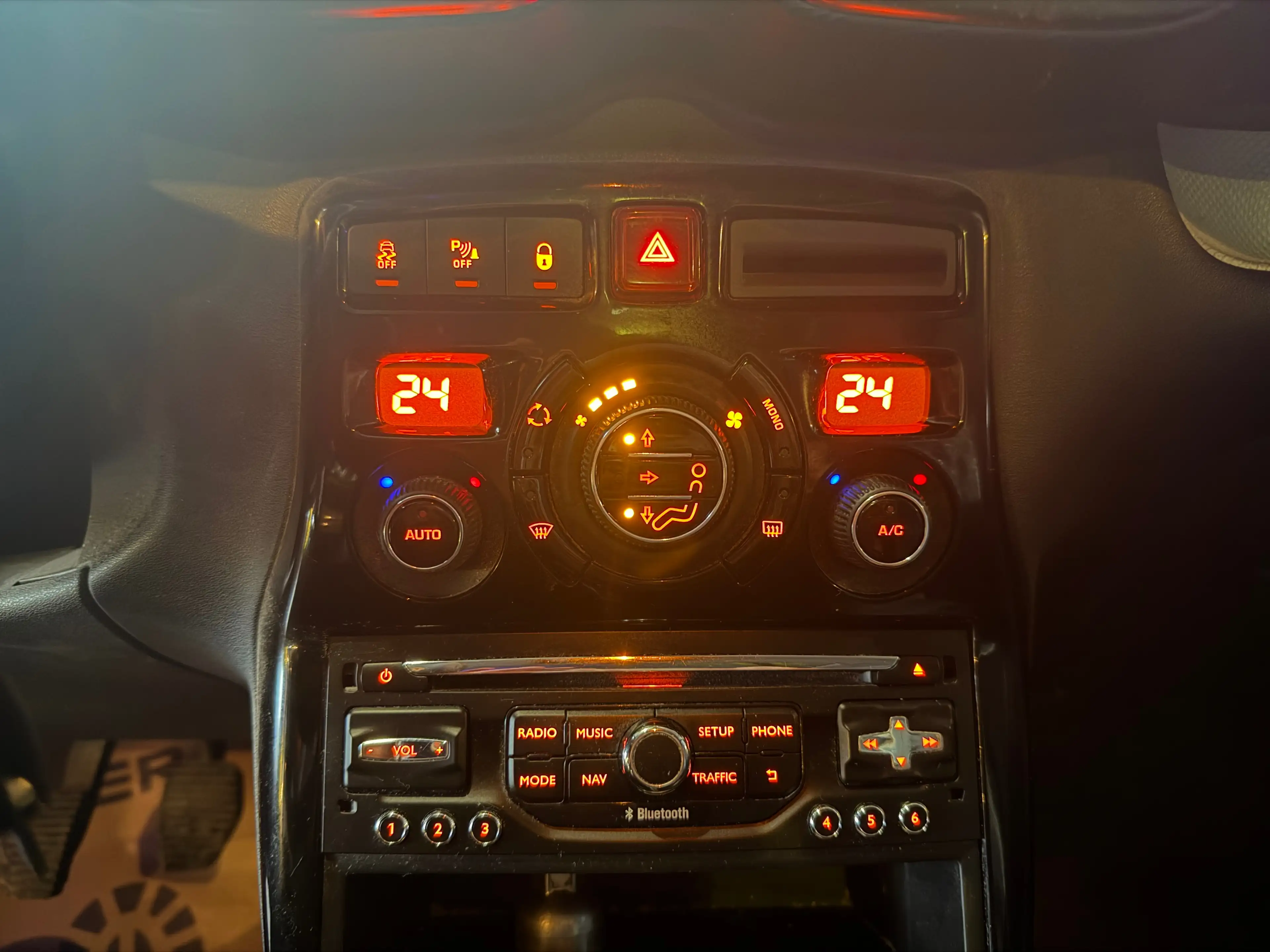 Citroen C3 Picasso C3 Picasso 1.2 Attraction/12 mois de garantie — photo 10