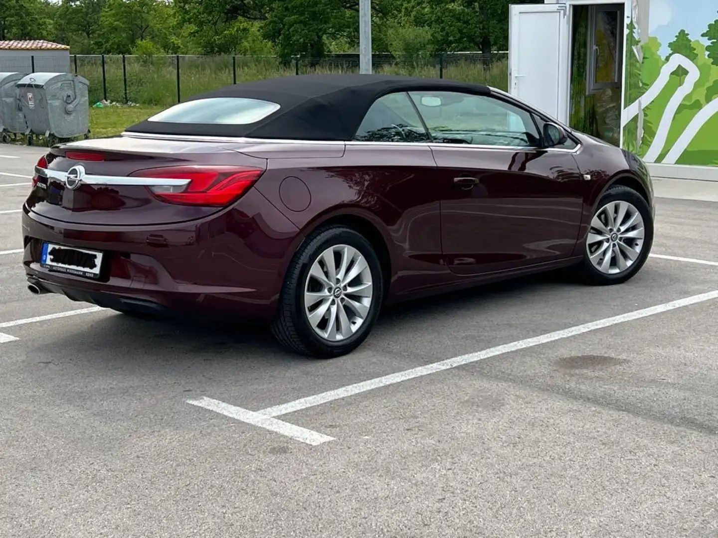 Opel Cascada 1.4 Turbo (ecoFLEX) Start/Stop Edition Kırmızı - 2