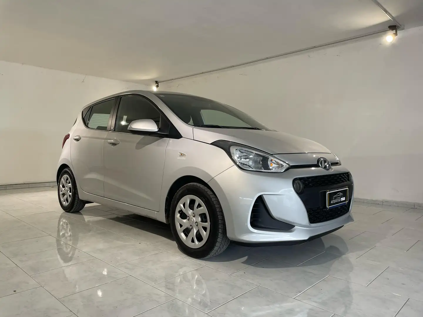 Hyundai i10 2018 1.0 GPL X NEOPATENTATI - 1