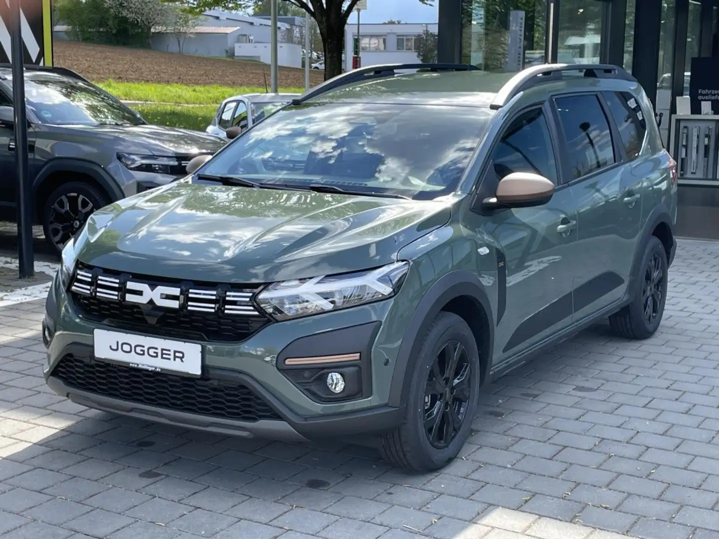 Dacia Jogger Extreme+ ECO-G 100 Navi Klima Einparkhilfe Grau - 2