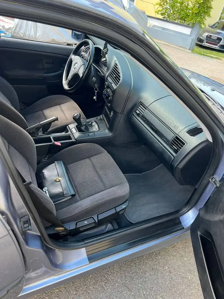 BMW 316i, foto 4