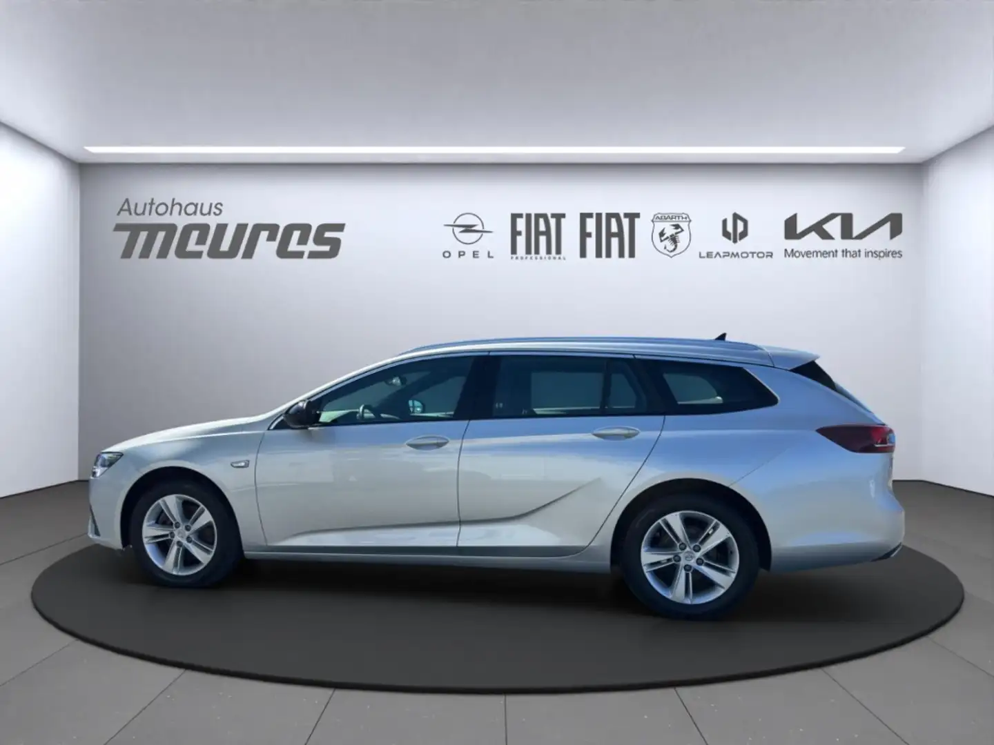 Opel Insignia Sports Tourer 2.0T Elegance NAVI TEILLEDER SHZ ACC Silber - 2
