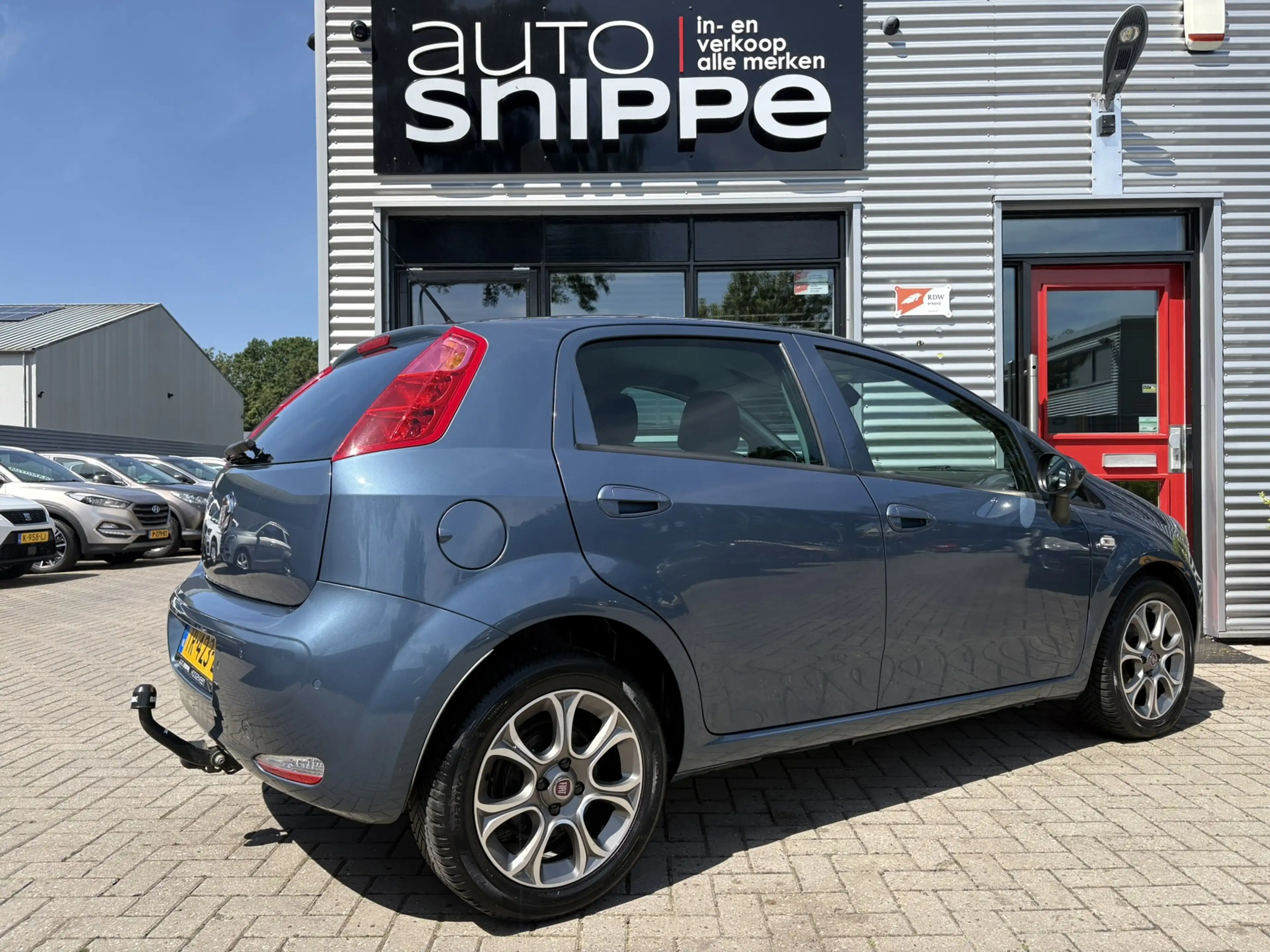Fiat Punto Evo 0.9 TwinAir Sempre -5DRS.-CLIMA-CRUISECONTROL-NAVI — photo 4