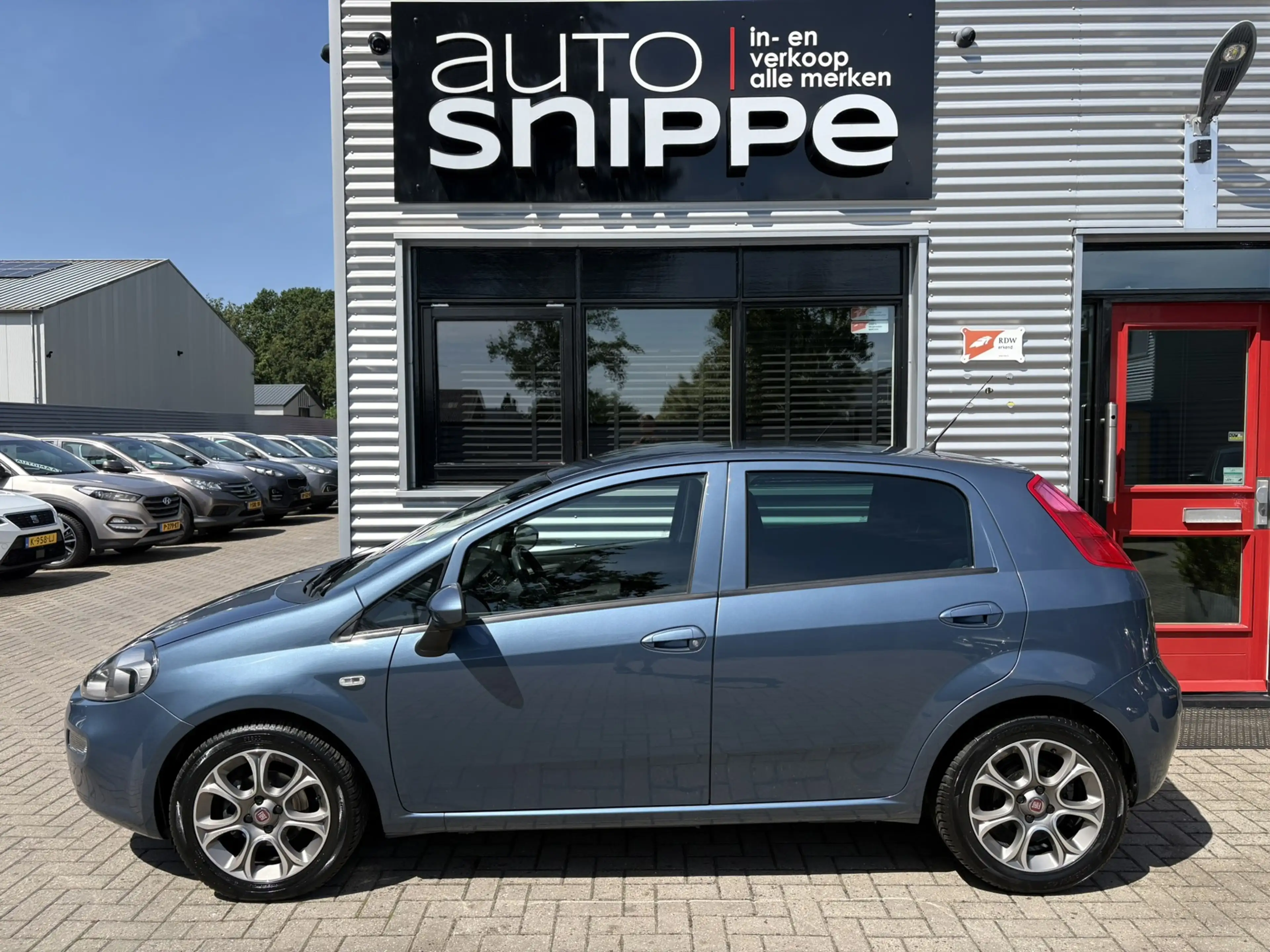 Fiat Punto Evo 0.9 TwinAir Sempre -5DRS.-CLIMA-CRUISECONTROL-NAVI — photo 27