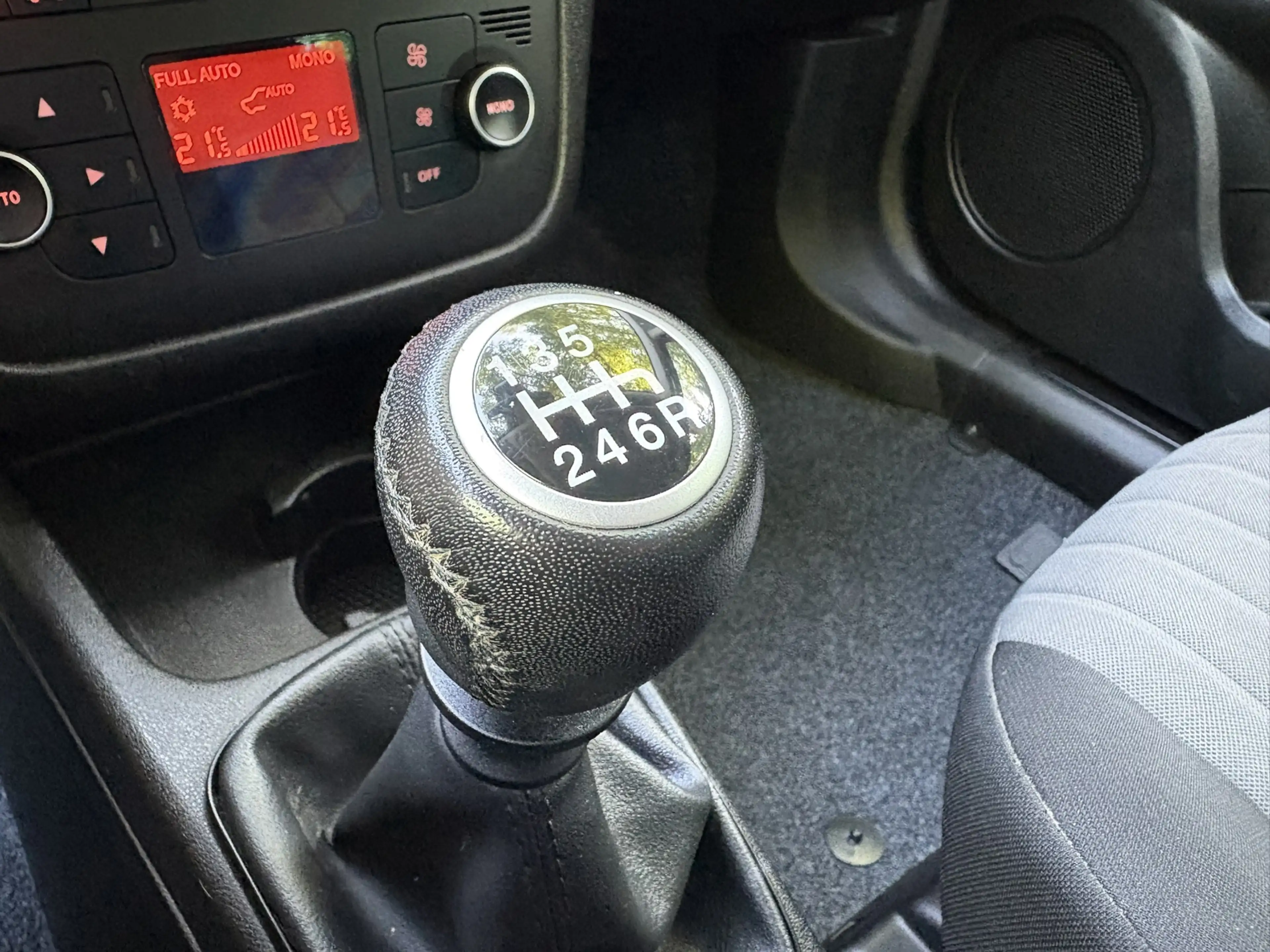 Fiat Punto Evo 0.9 TwinAir Sempre -5DRS.-CLIMA-CRUISECONTROL-NAVI — photo 19