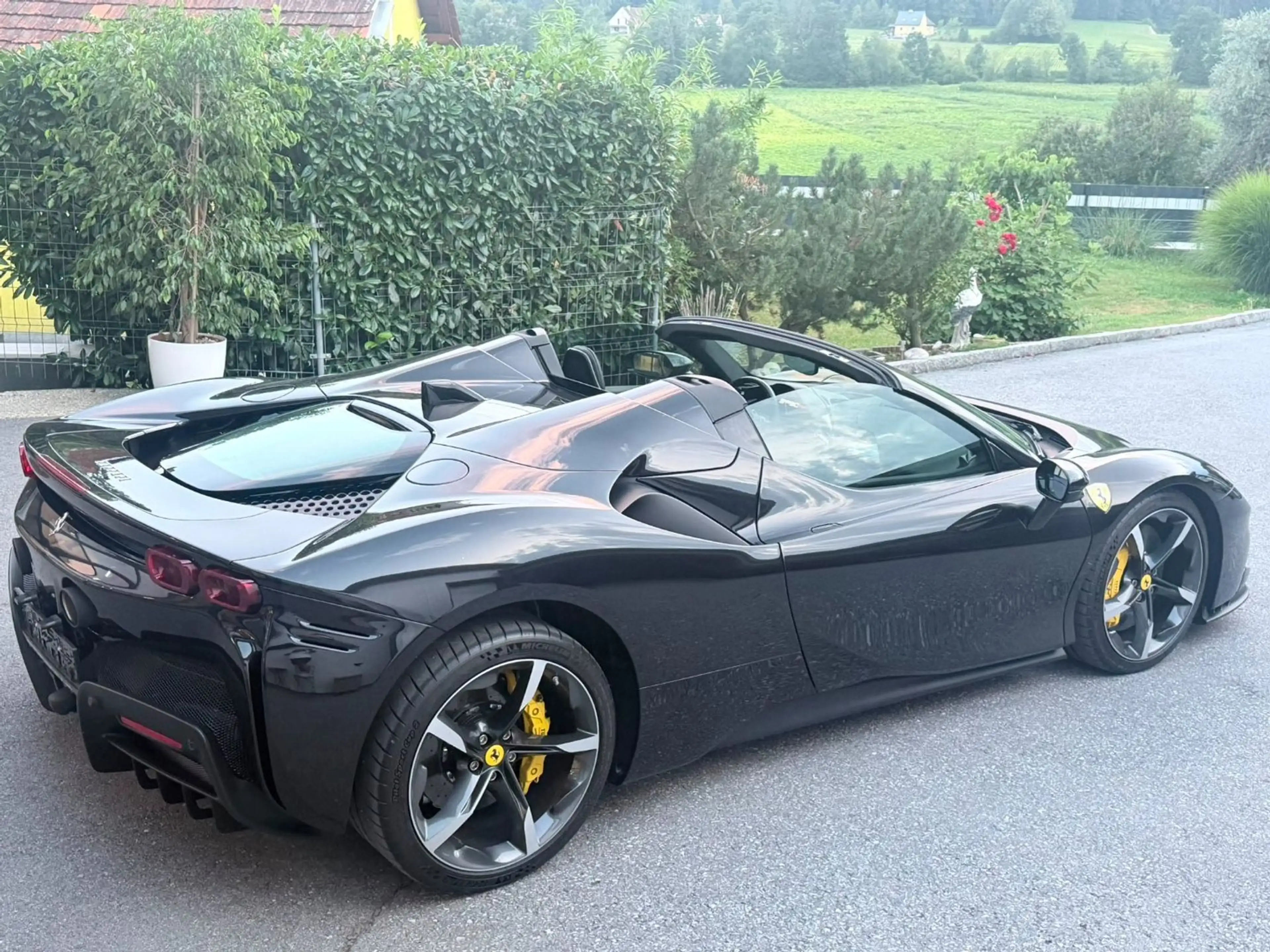 Ferrari SF90 Spider * NEUWAGEN-GARANTIE ! — photo 7