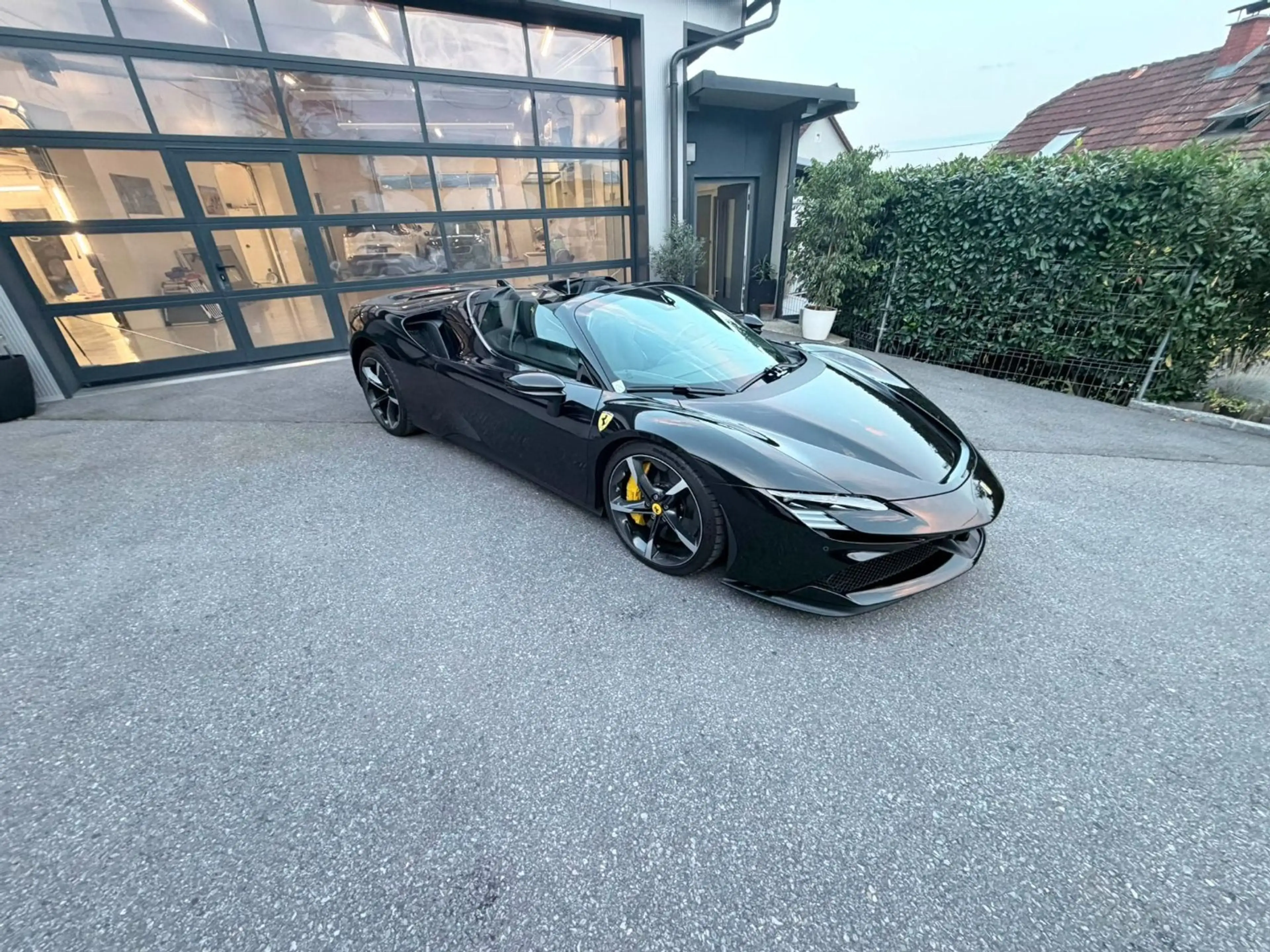 Ferrari SF90 Spider * NEUWAGEN-GARANTIE ! — photo 10