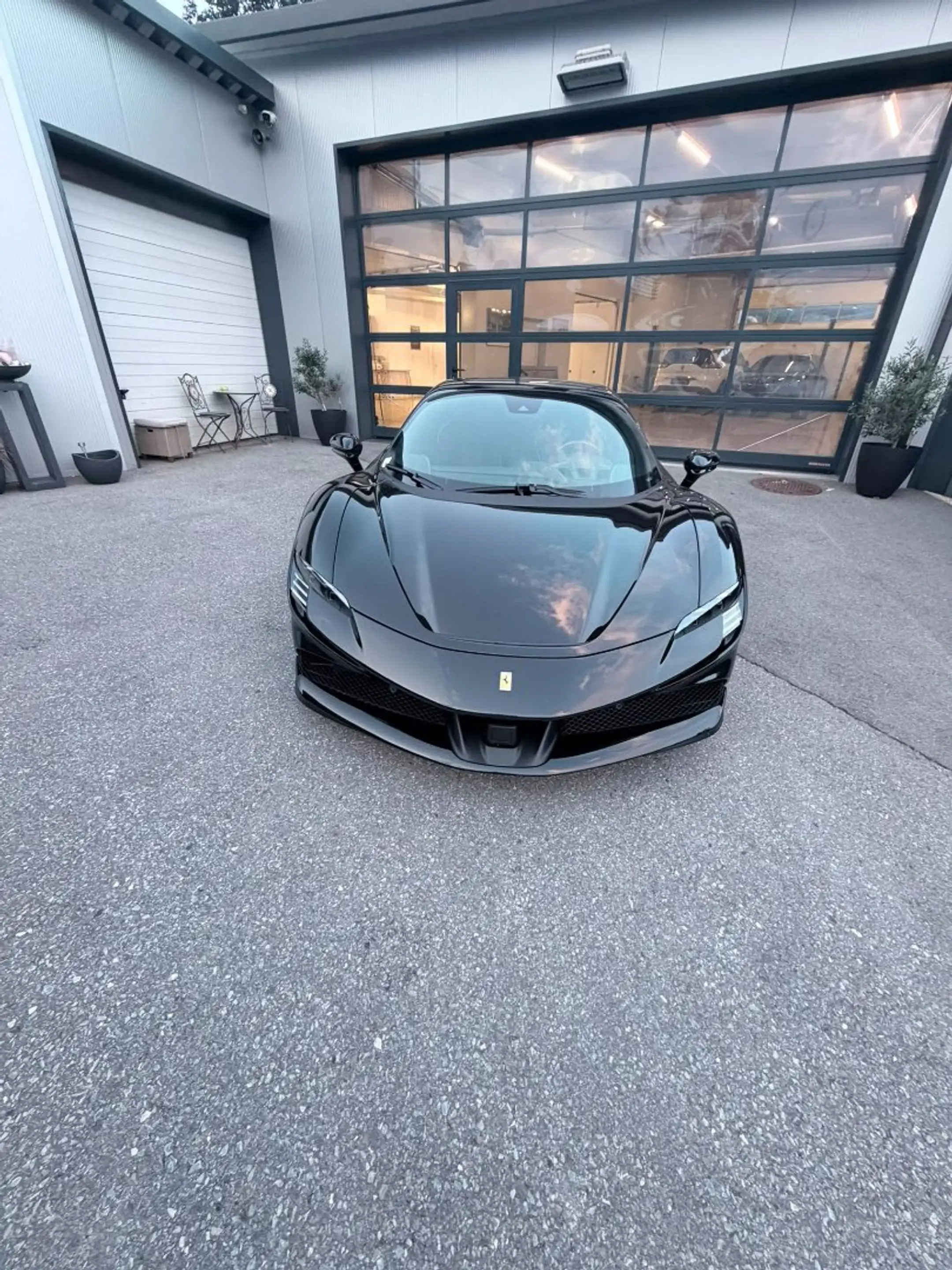 Ferrari SF90 Spider * NEUWAGEN-GARANTIE ! — photo 4