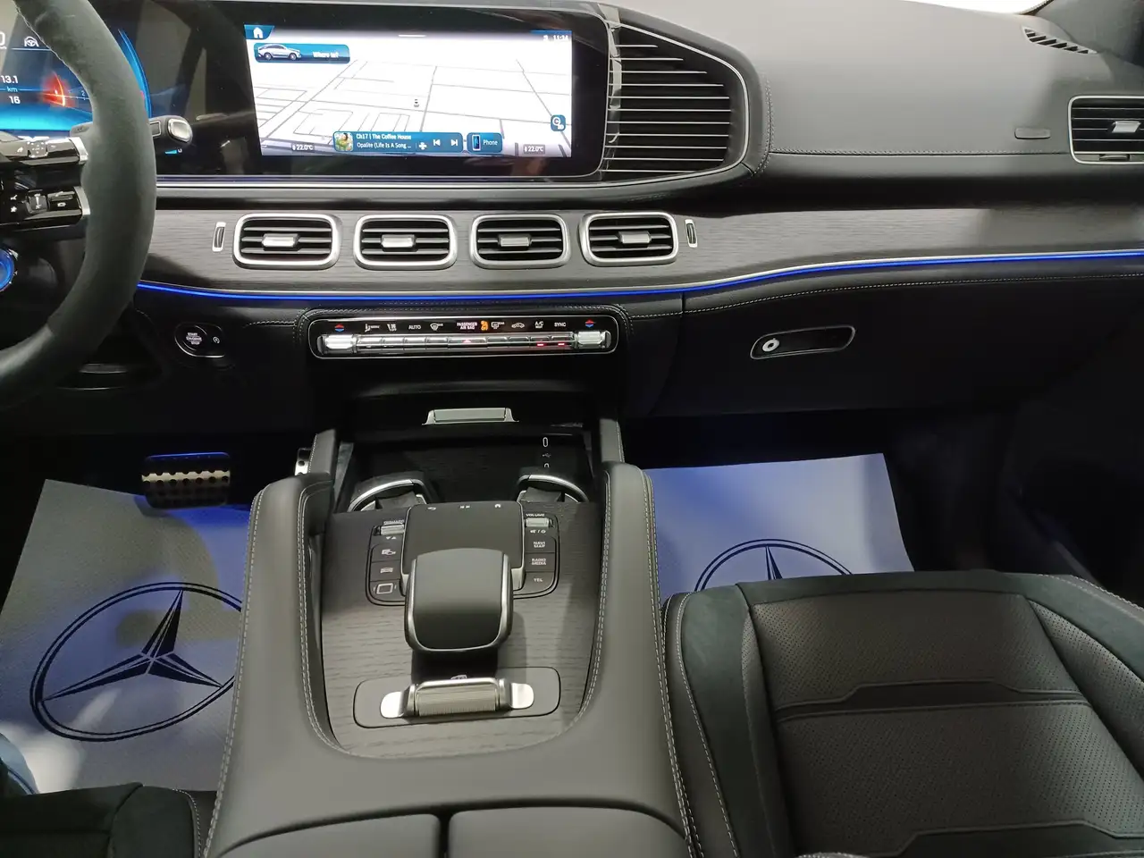 Mercedes-Benz GLE снимка Mercedes-Benz GLE