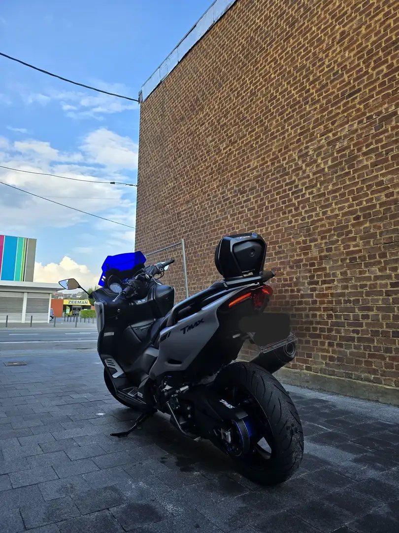 Yamaha TMAX 560 Gris - 2