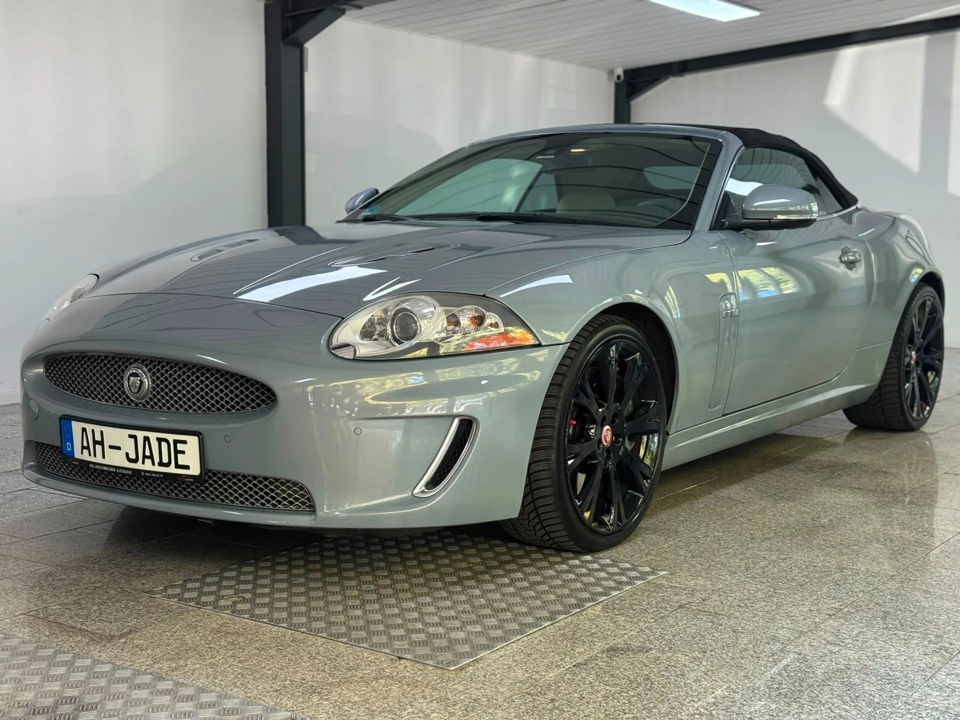 Jaguar XKR Cabrio 5,0 V8 Kompressor *Sonderlack*Memory — photo 2