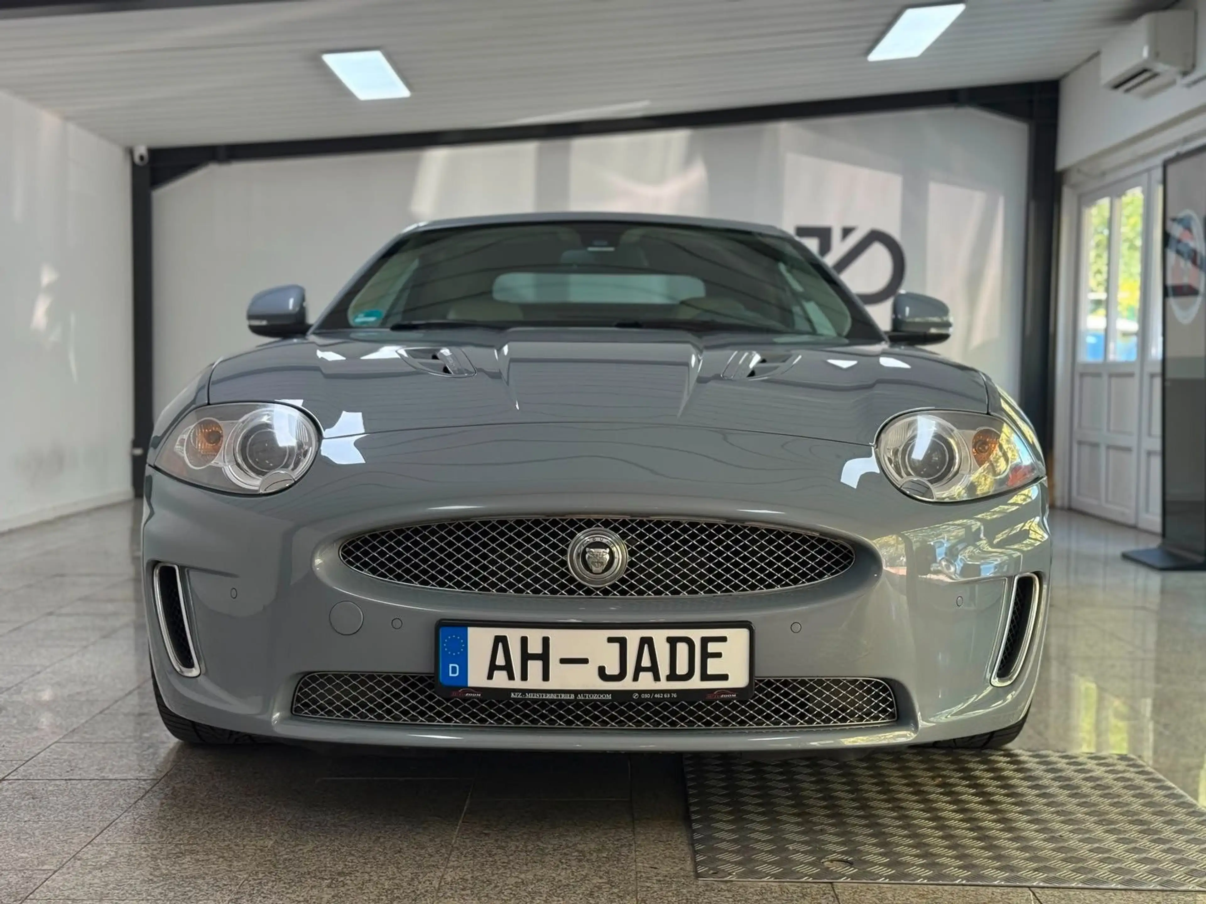Jaguar XKR Cabrio 5,0 V8 Kompressor *Sonderlack*Memory — photo 3