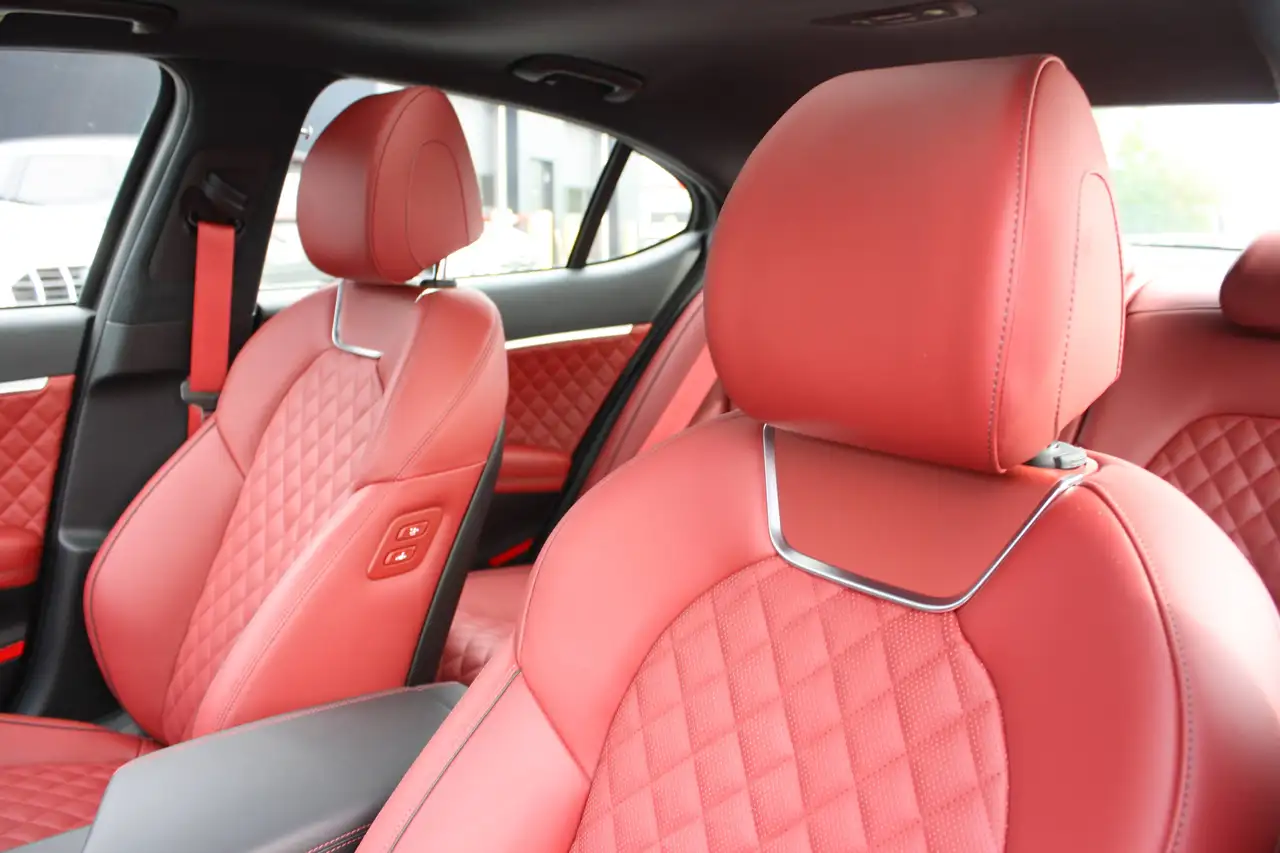 Genesis G70 снимка Genesis G70