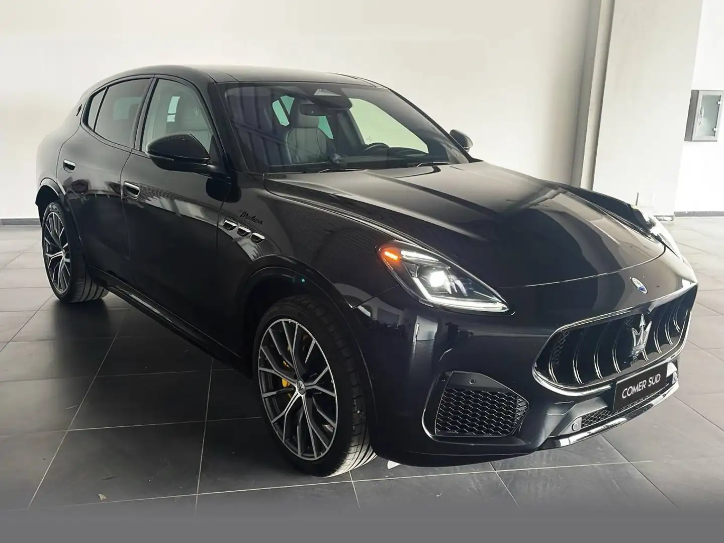 Maserati Grecale 2.0 MHEV Modena Nero - 2