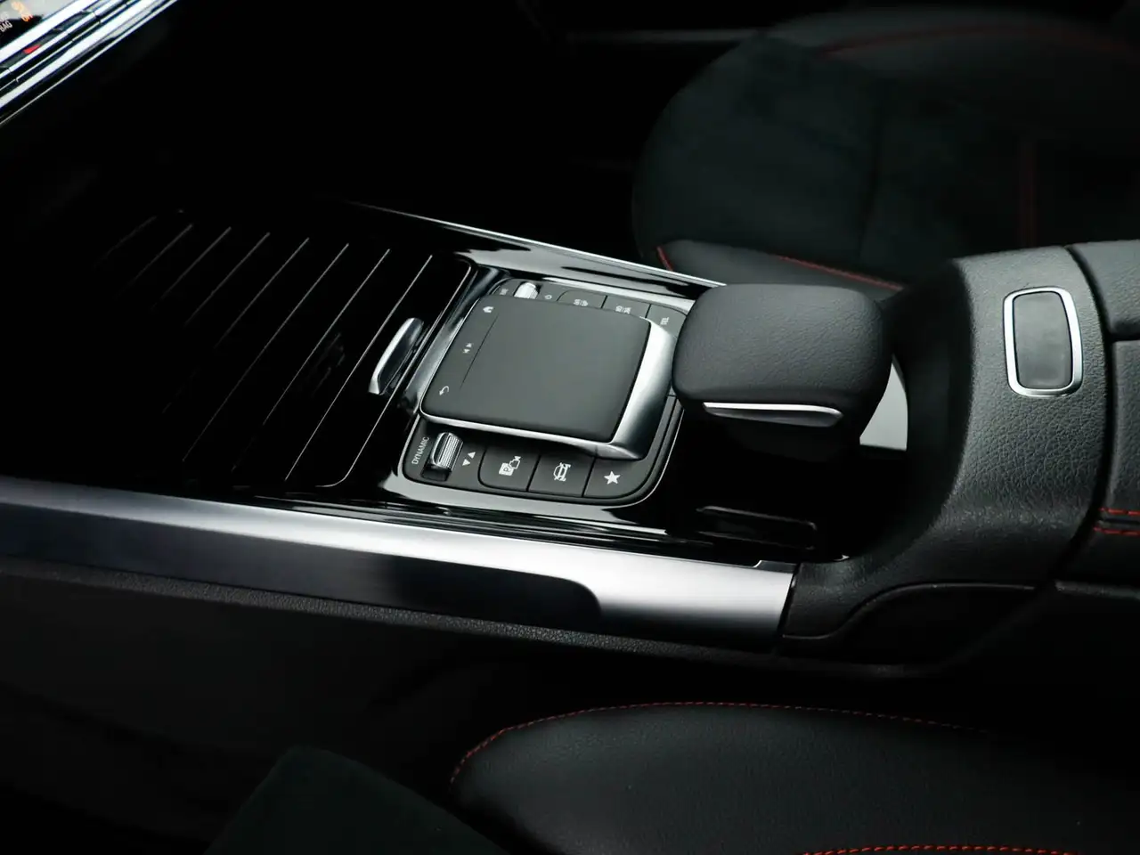 Mercedes-Benz GLB 200 200 d premium 4matic auto 18