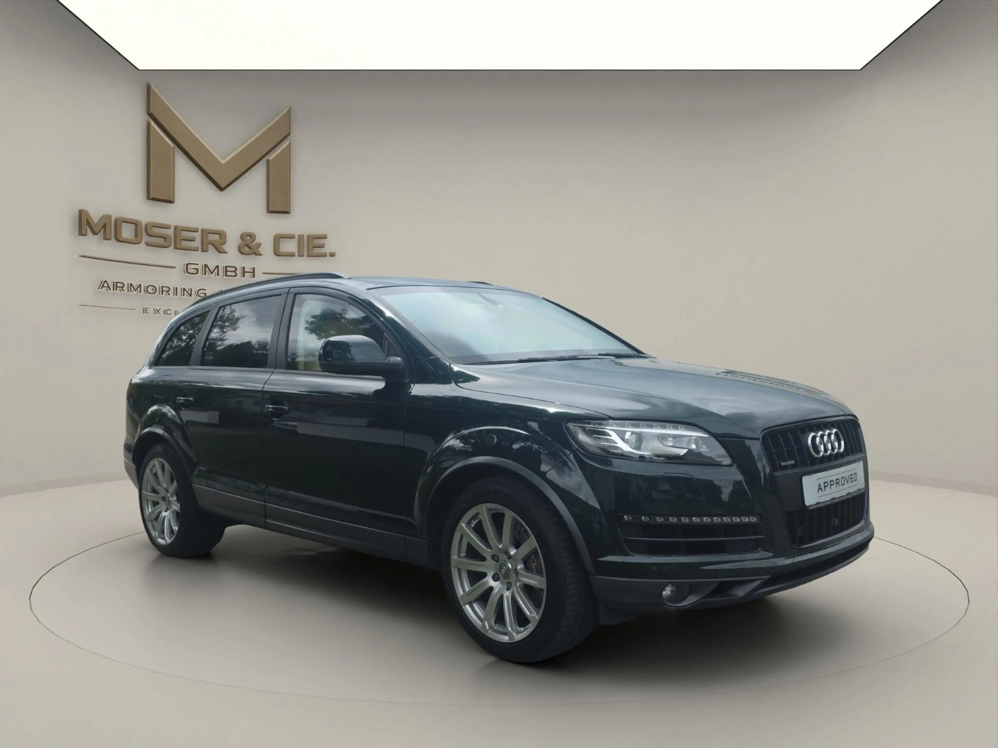 Audi Q7 3.0 TFSI quattro*VR6*Armored*Werkspanzer* — photo 7
