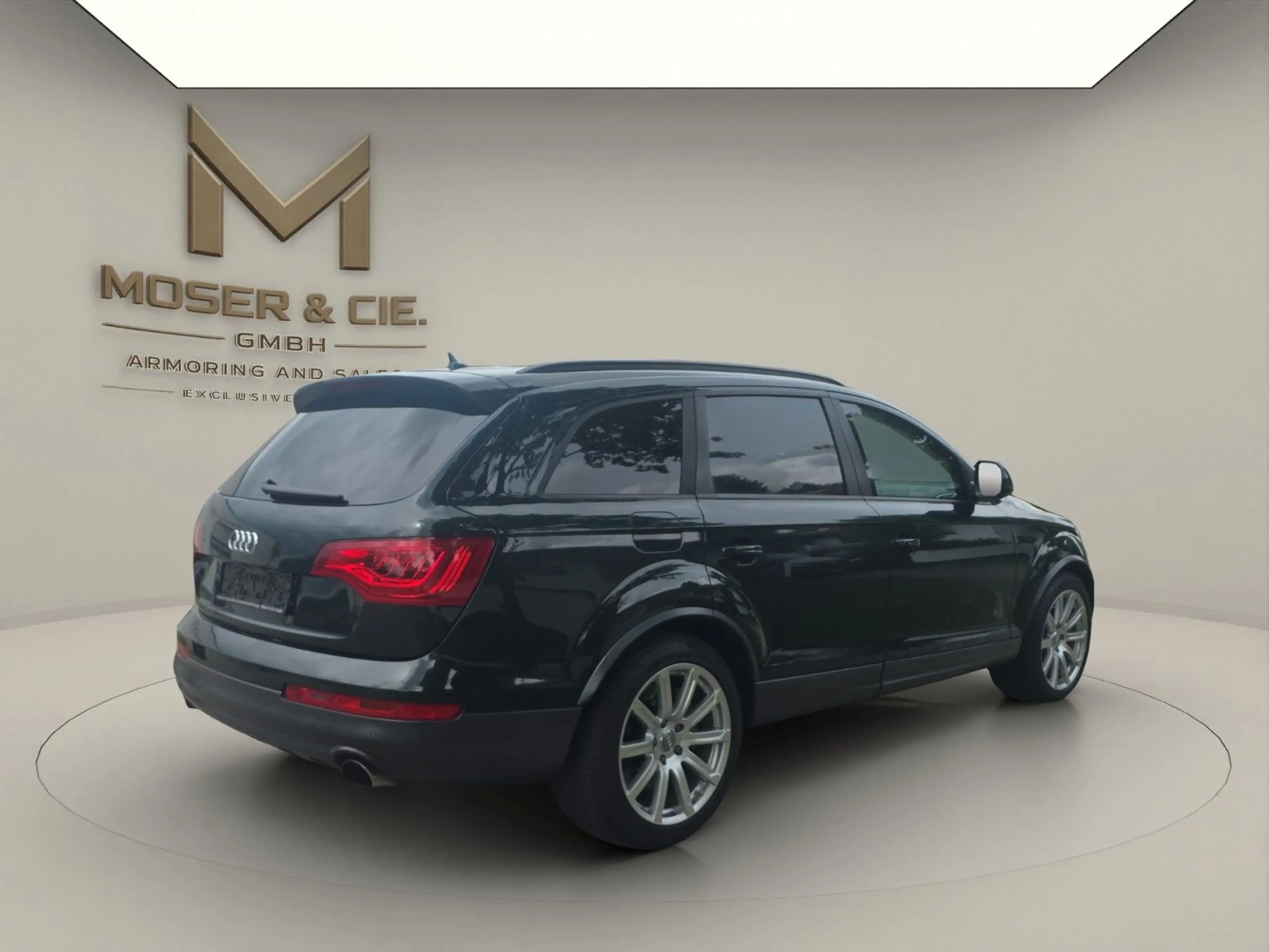 Audi Q7 3.0 TFSI quattro*VR6*Armored*Werkspanzer* — photo 6