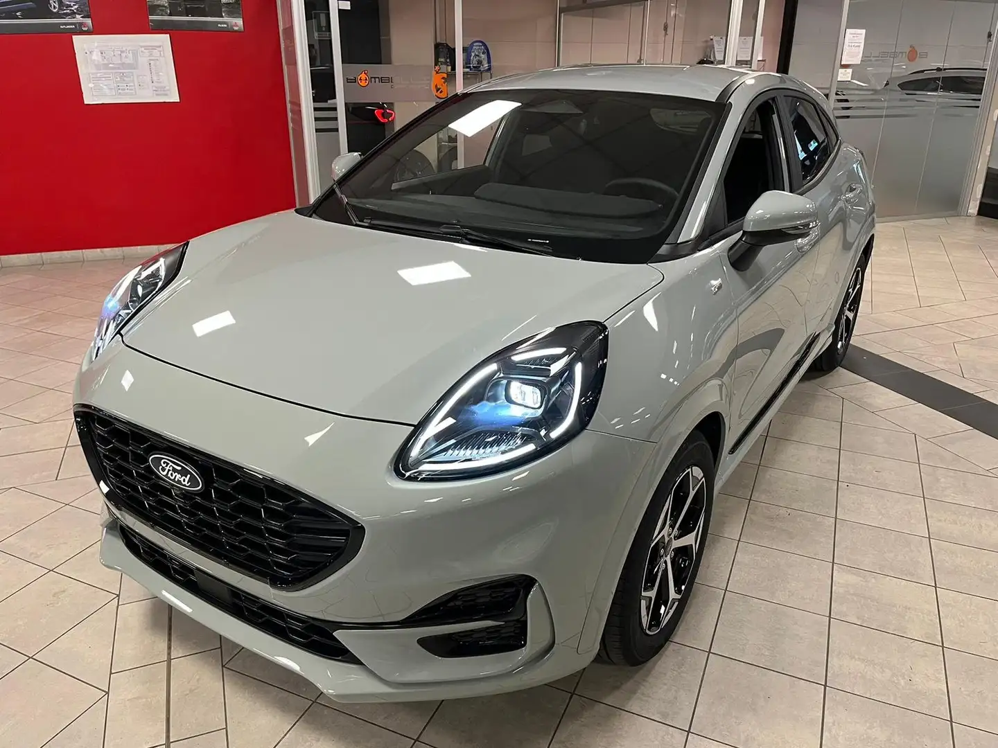 Ford Puma HYBRID  ST-Line AUT. my2025 OFFERTA 24990€! Grau - 1