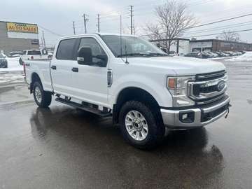 XLT Crew Cab Short Box 4WD