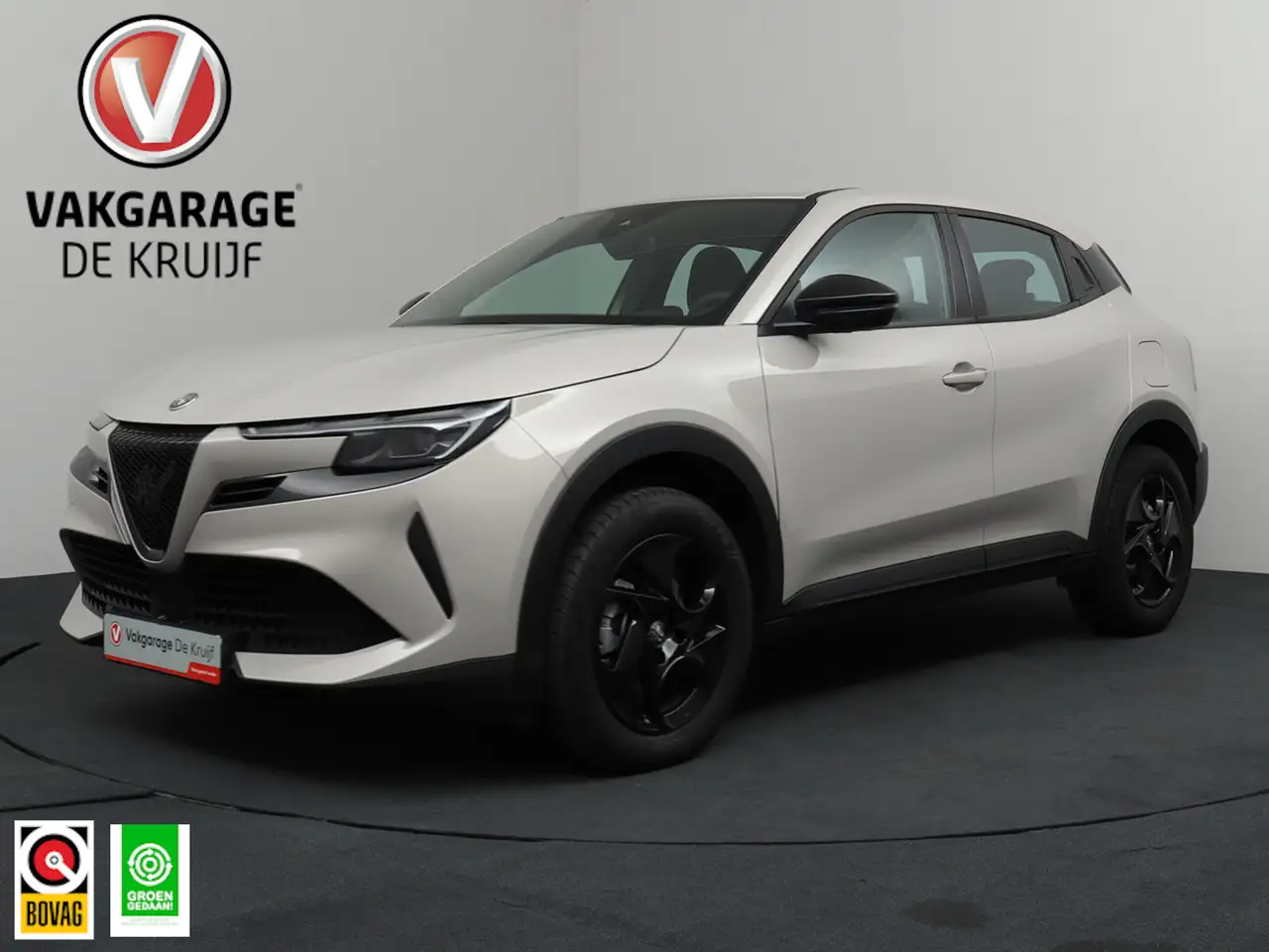 Alfa Romeo Junior 2025