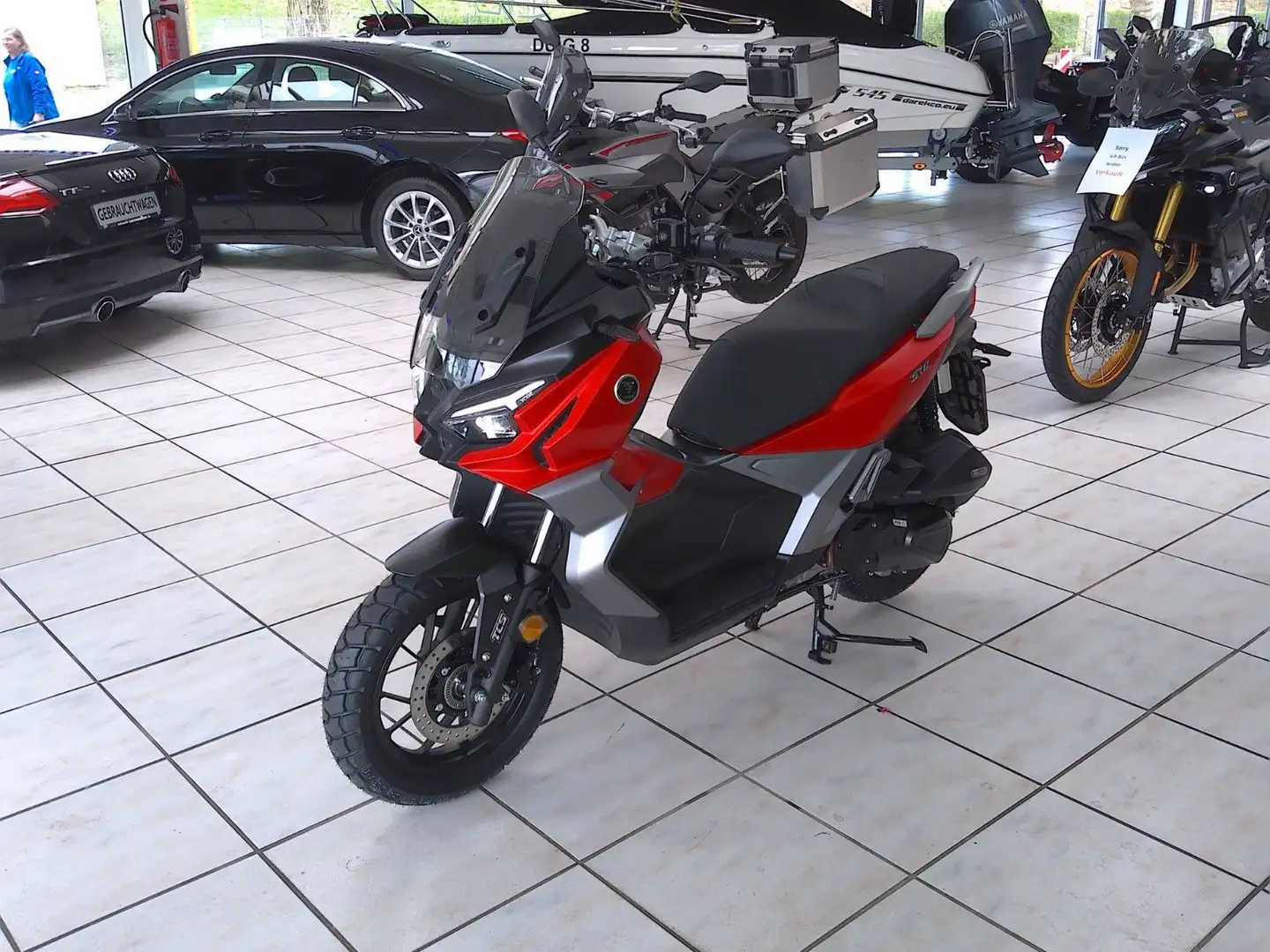 Voge VOGE SR1 ADV 125 ABS TCS rot und schwarz - 1