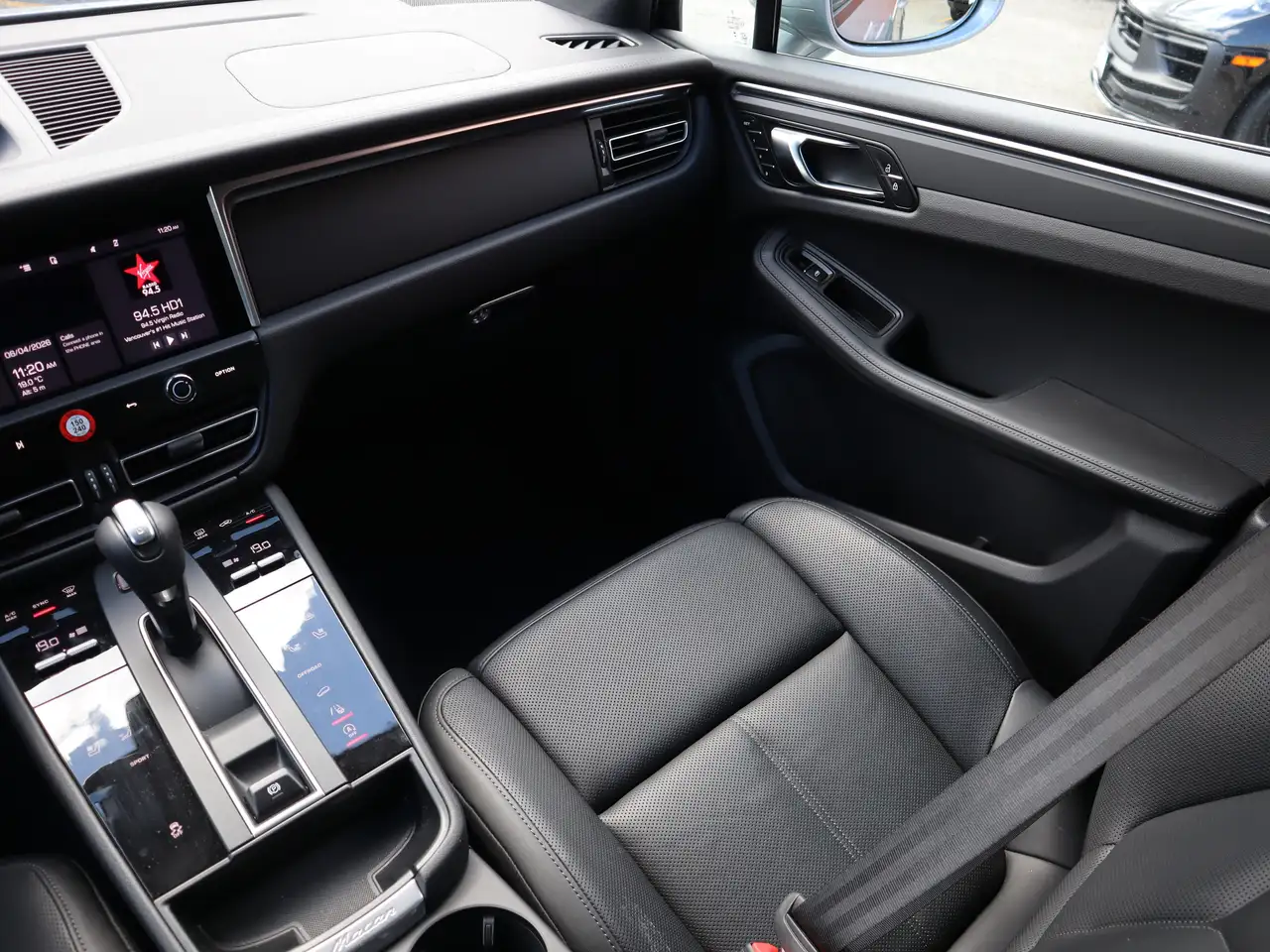 Porsche Macan снимка Porsche Macan