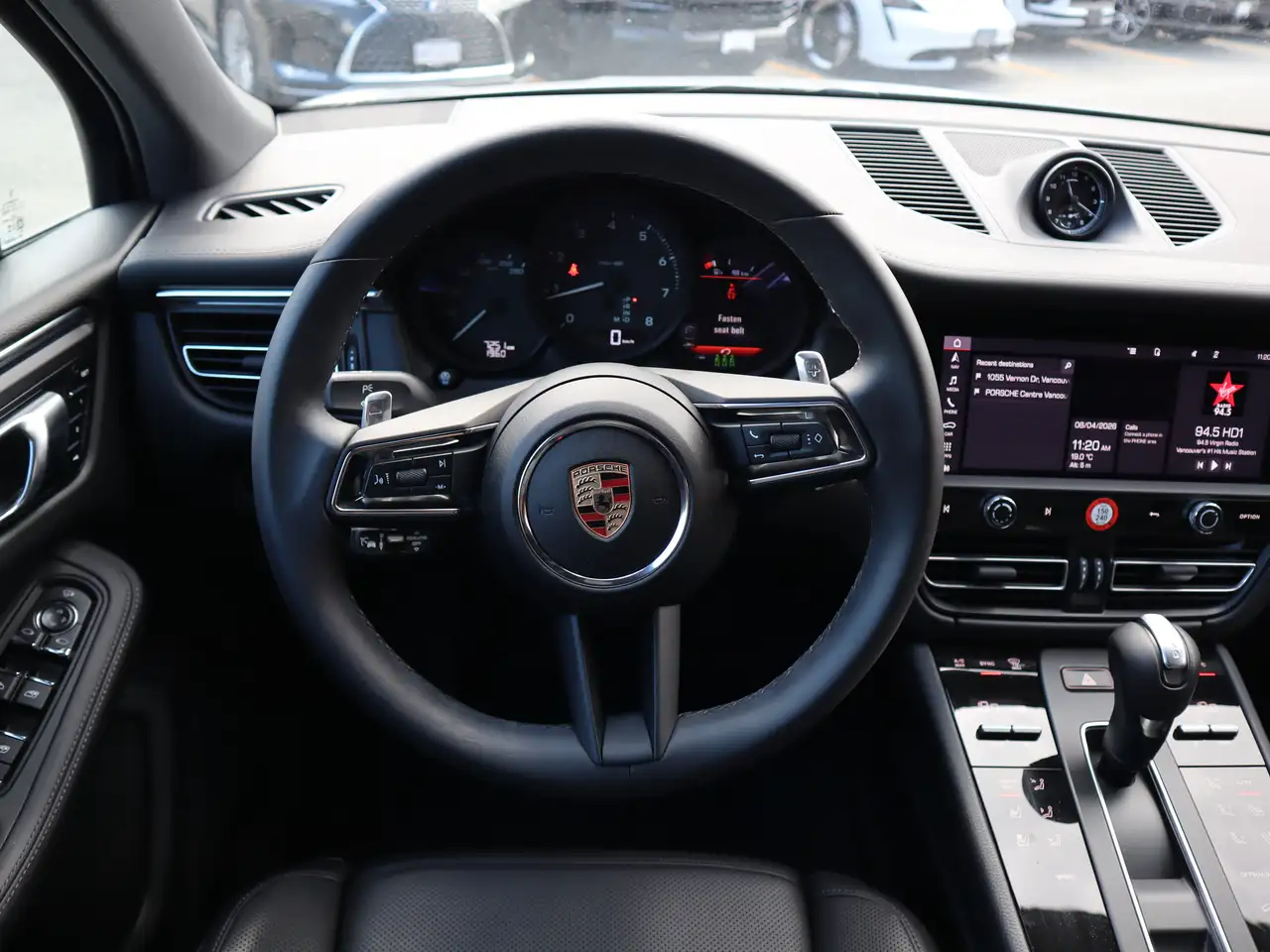 Porsche Macan снимка Porsche Macan