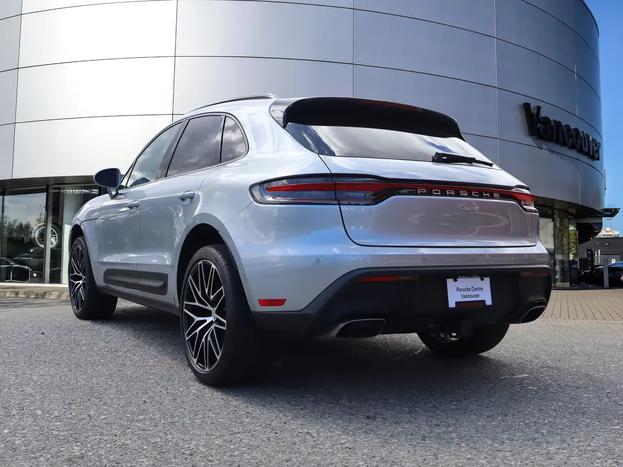 Porsche Macan снимка Porsche Macan