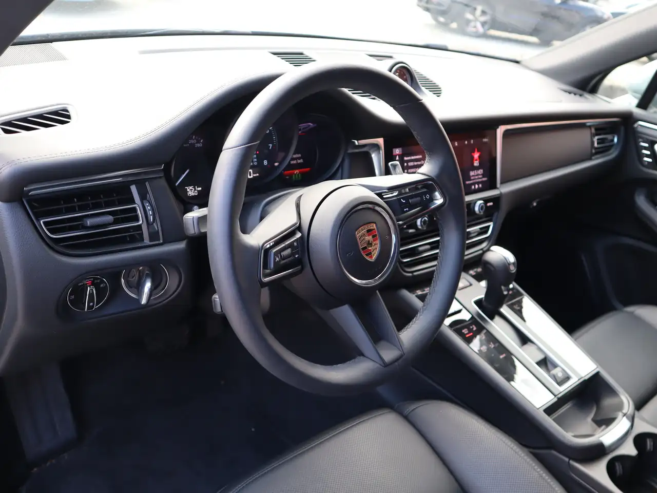 Porsche Macan снимка Porsche Macan