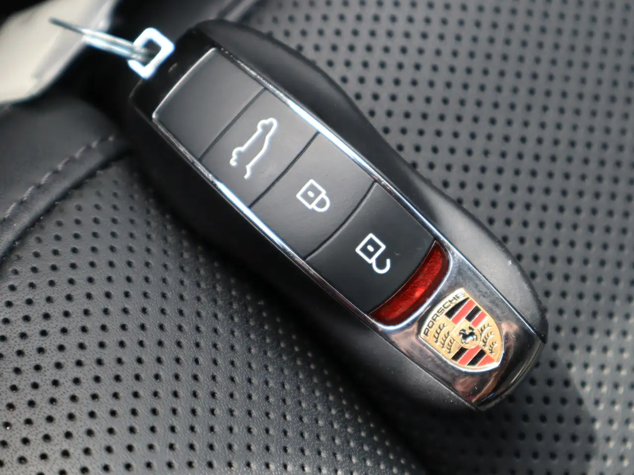 Porsche Macan снимка Porsche Macan