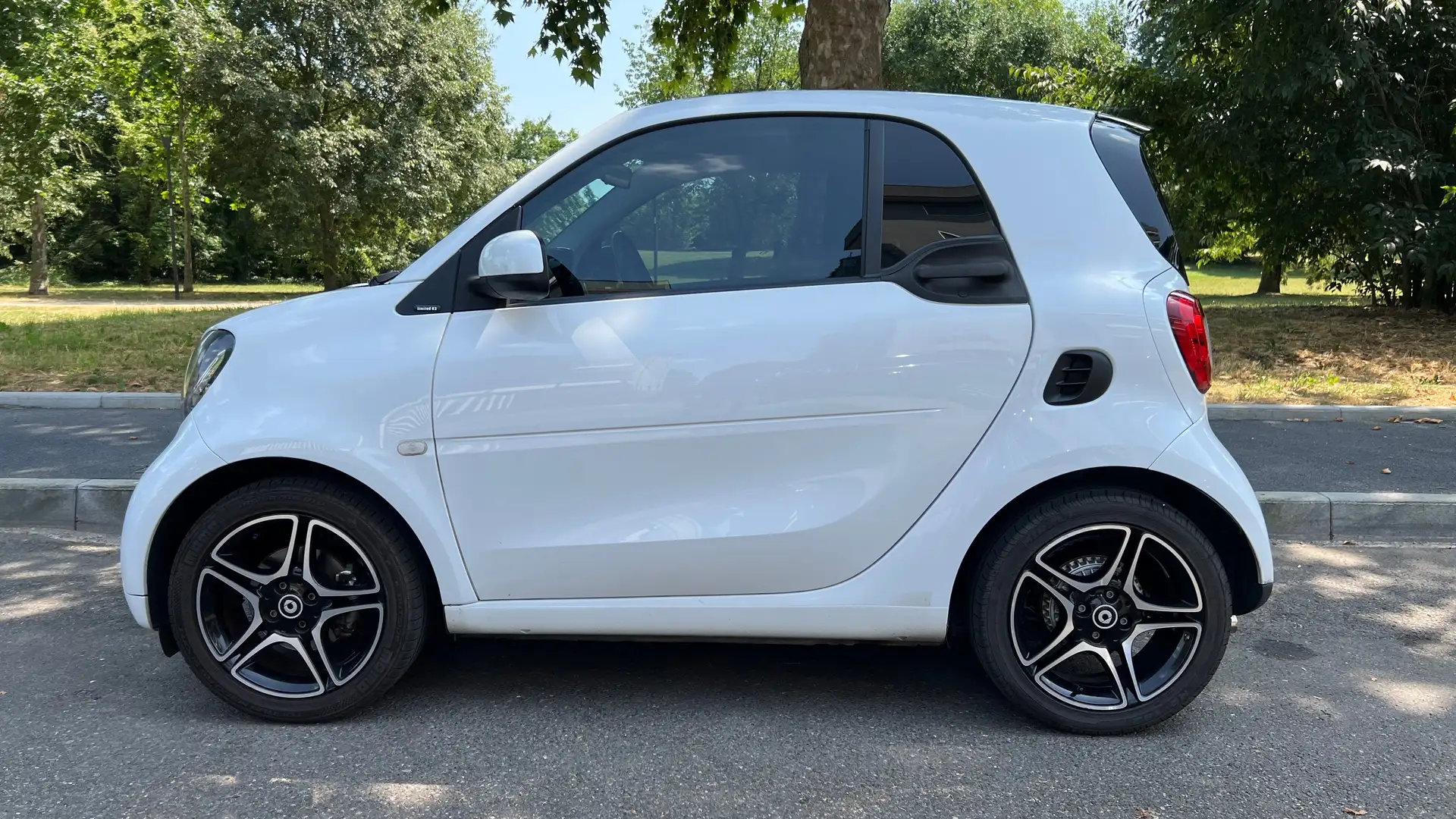 smart forTwo Fortwo III 2016 0.9 t Limited Bianco - 2