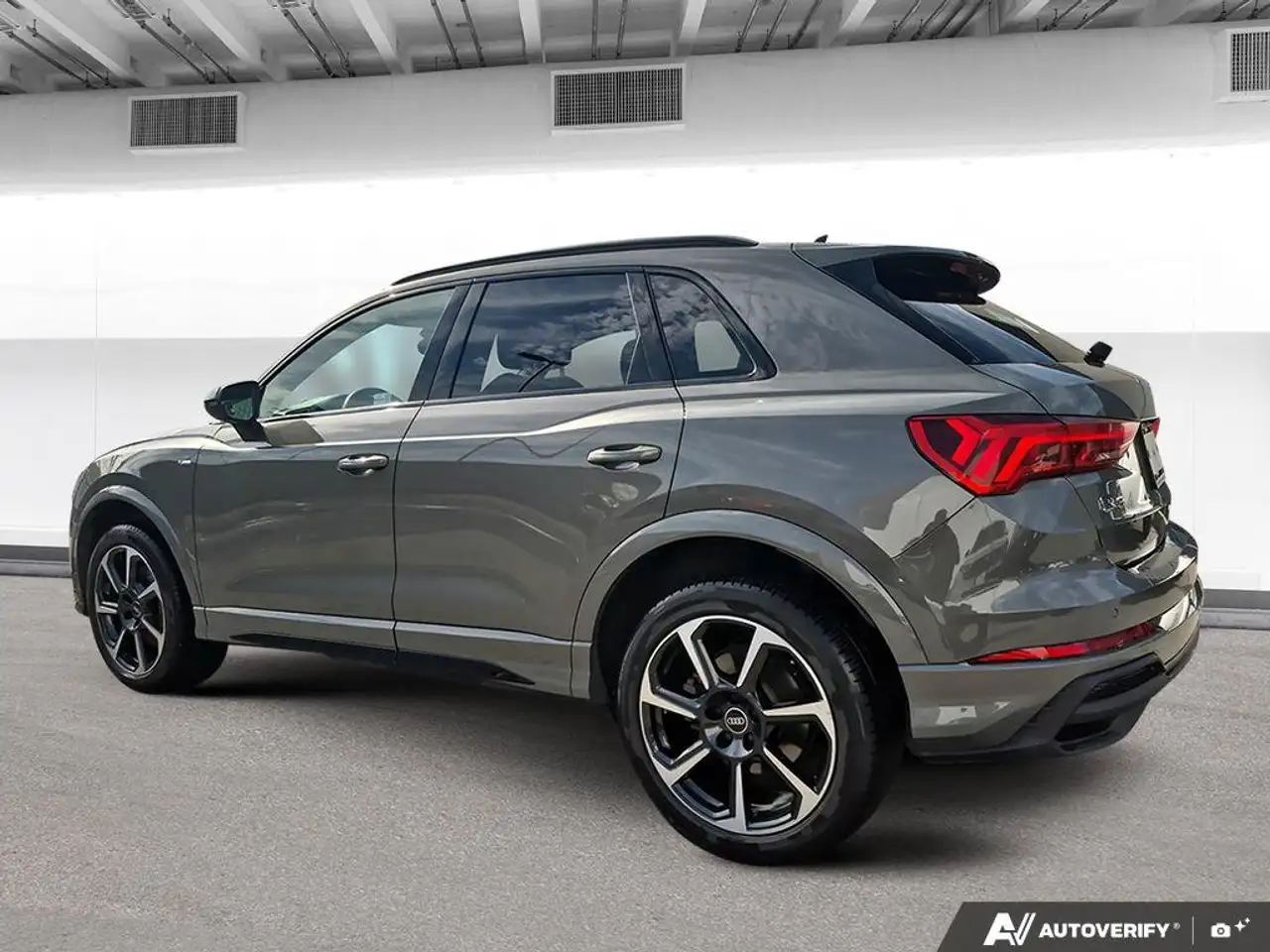Audi Q3 photo Audi Q3