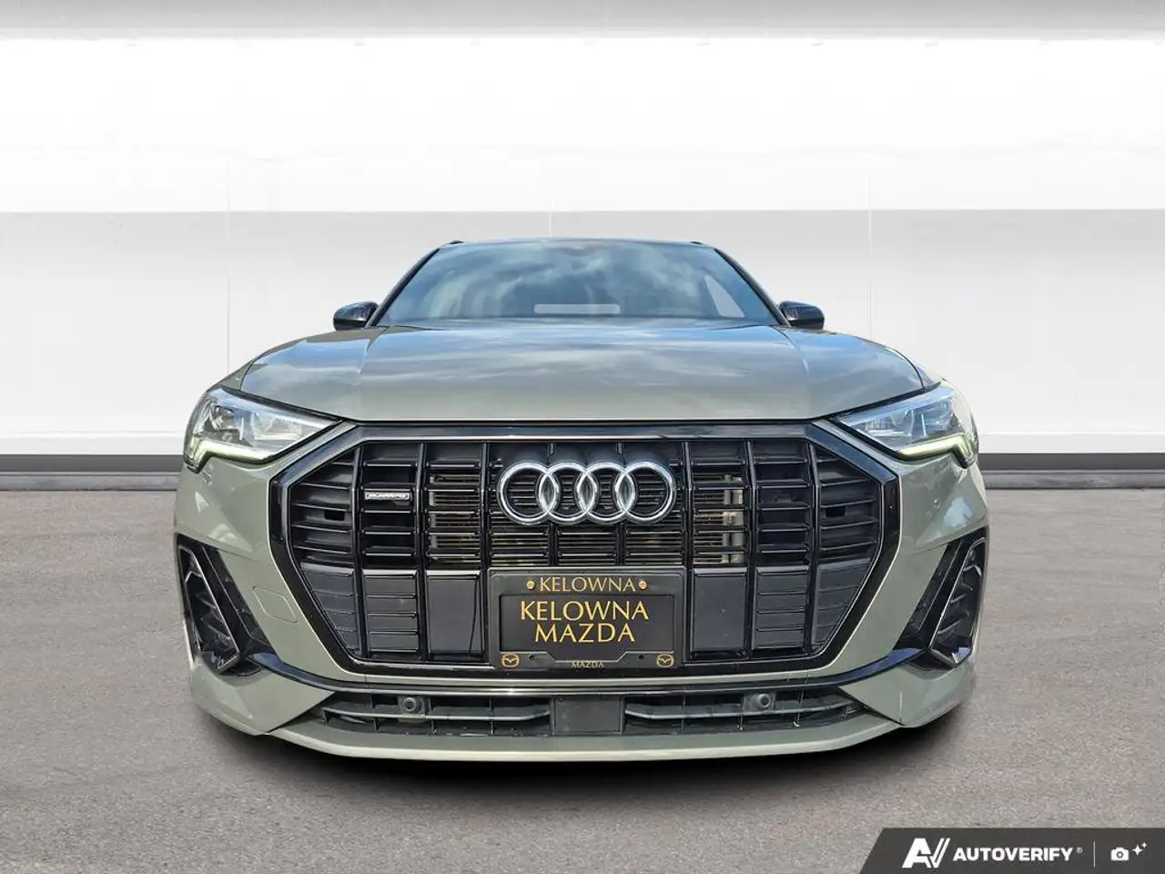 Audi Q3 photo Audi Q3