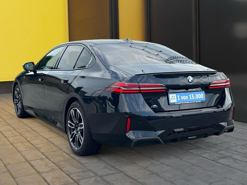 BMW 520 i A+M-SportPaket+Plus+ACC+LED+HK+Pano+ — photo 4
