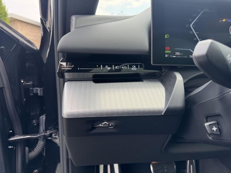 BMW 520 i A+M-SportPaket+Plus+ACC+LED+HK+Pano+ — photo 13