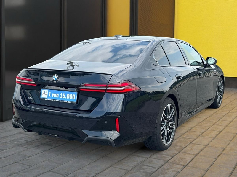 BMW 520 i A+M-SportPaket+Plus+ACC+LED+HK+Pano+ — photo 5