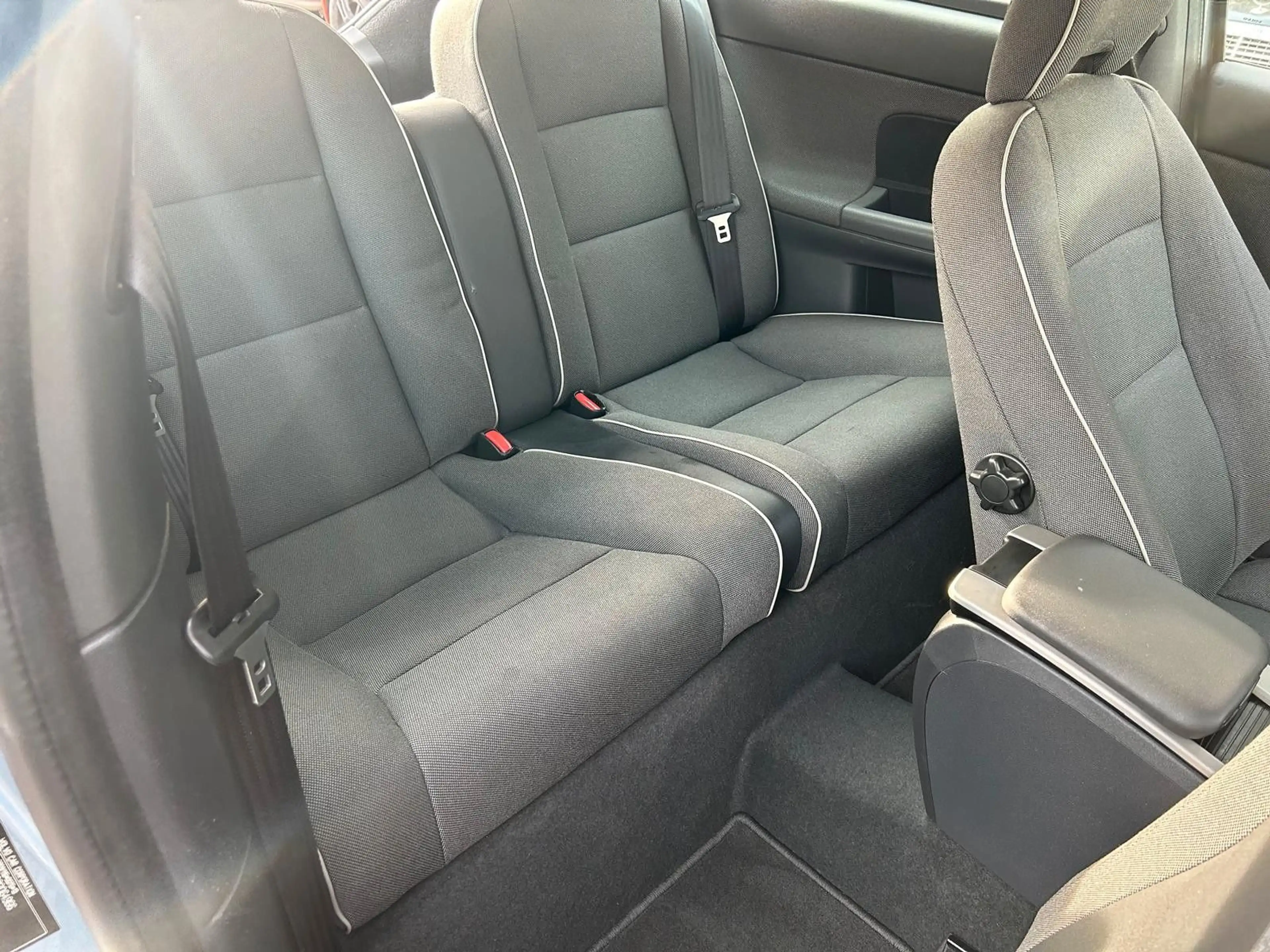 Volvo C30 1.6 Kinetic Classiker aus 2.Hand top Zustand — photo 9