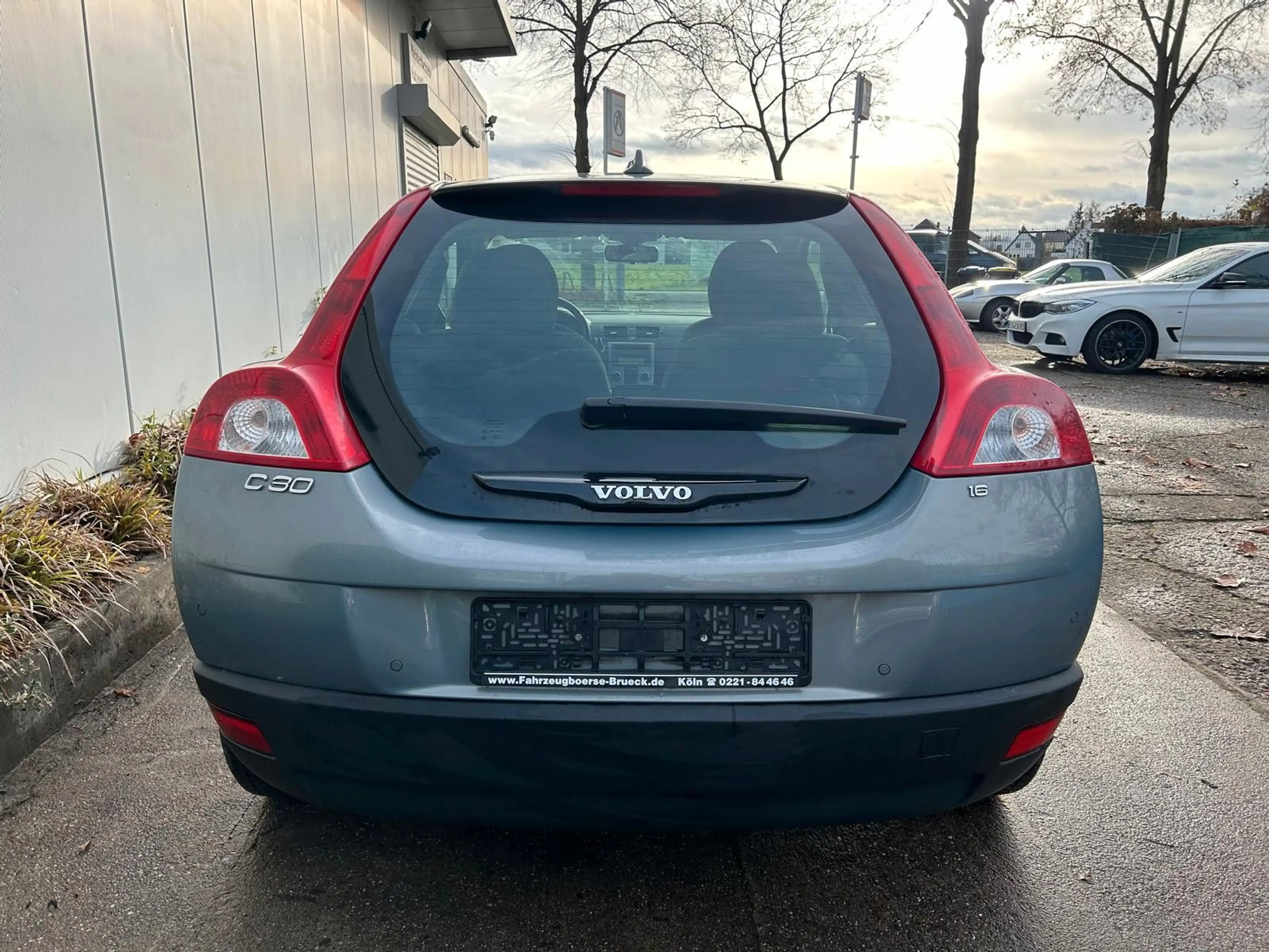 Volvo C30 1.6 Kinetic Classiker aus 2.Hand top Zustand — photo 12