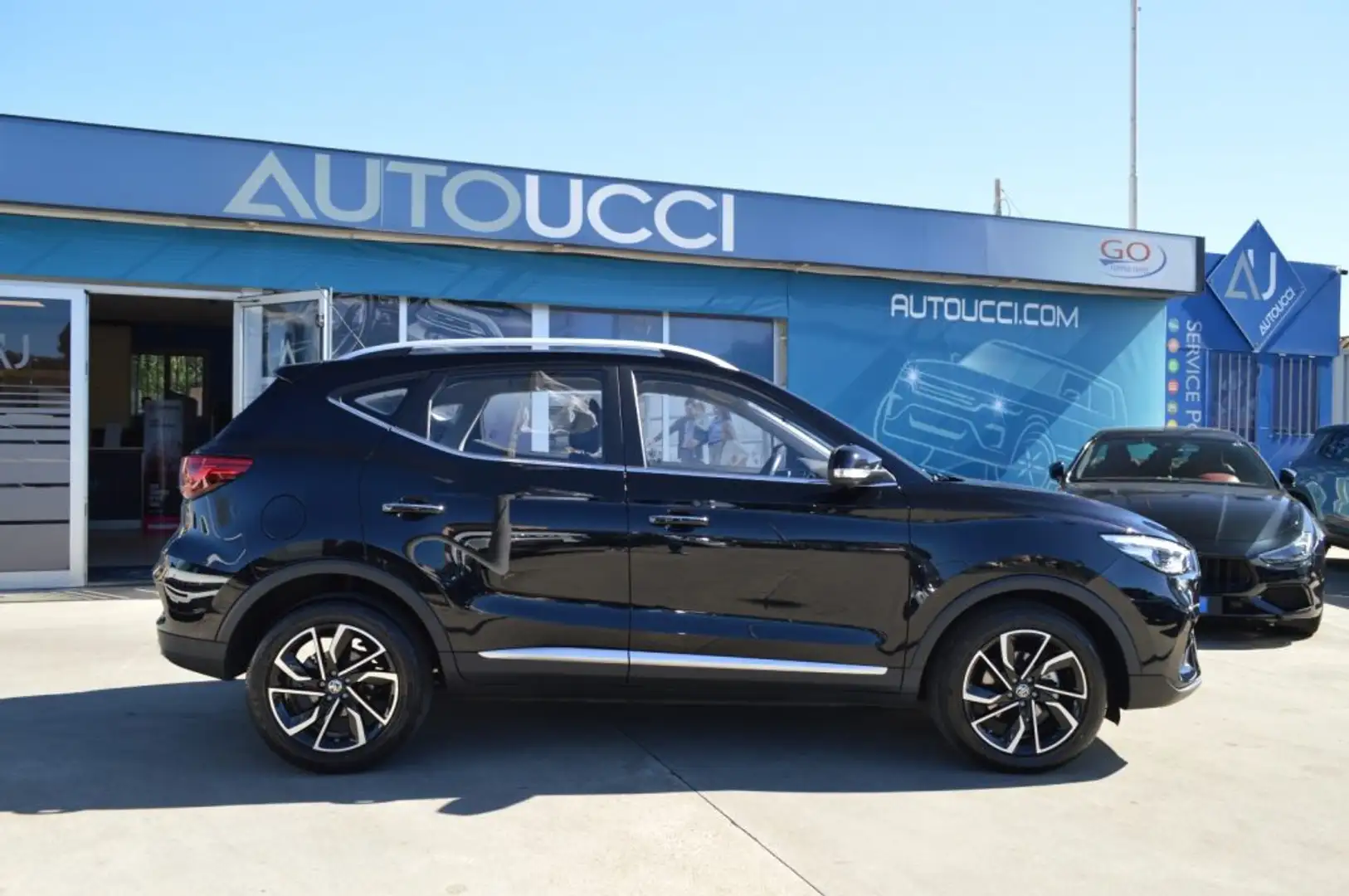 MG ZS 1.5 VTi-tech Luxury Nero - 2