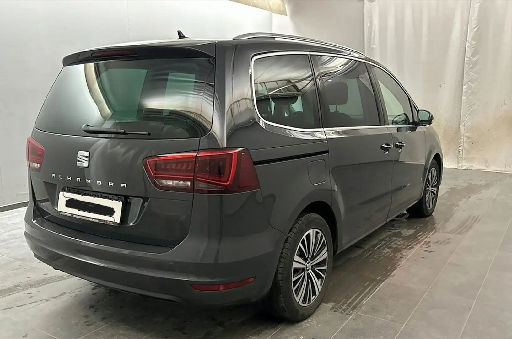 SEAT Alhambra 1.4 TSI DSG  Xcellence**Family-Paket** Grau - 2